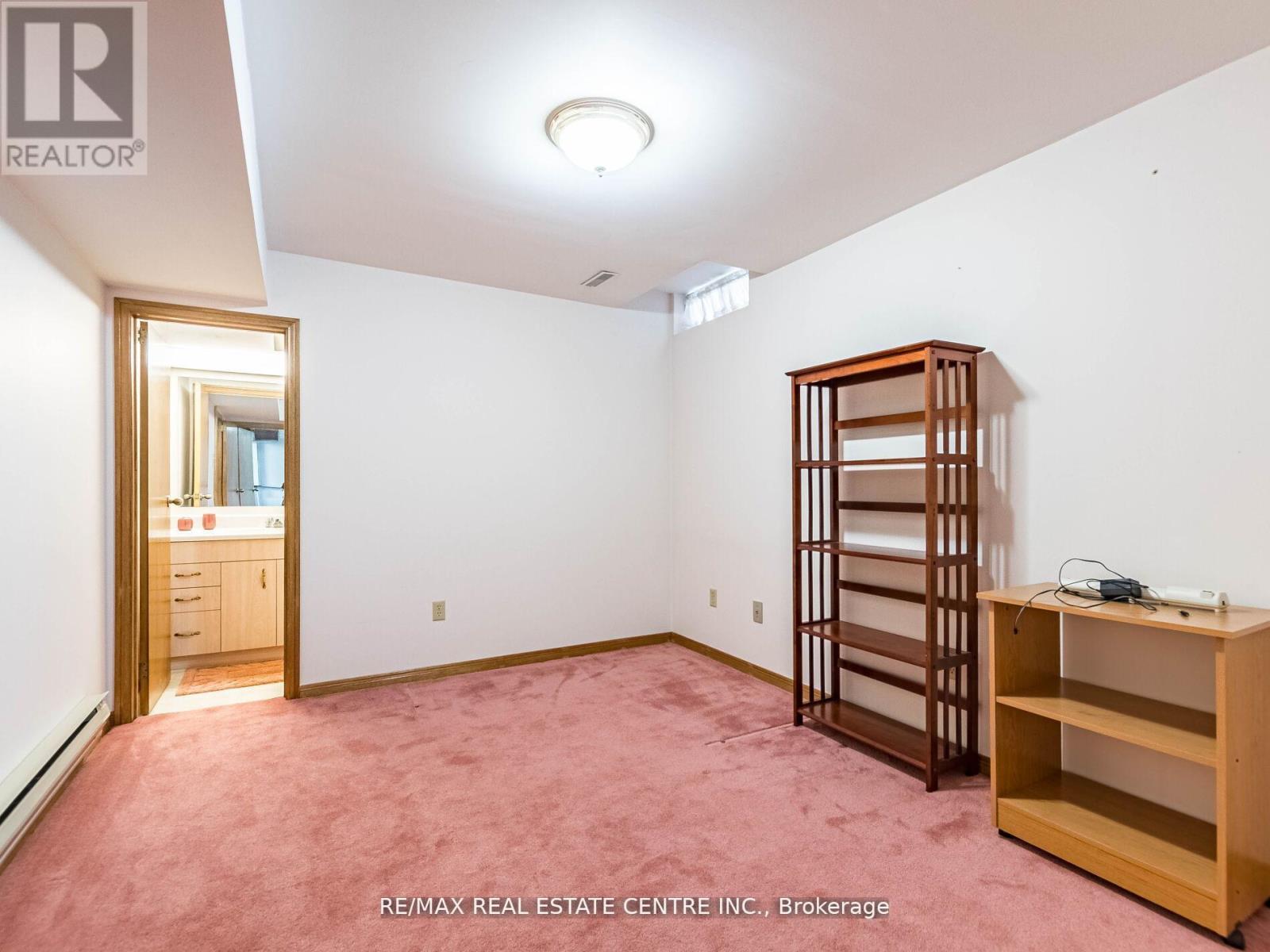 34 Inverary Drive, Brampton, Ontario  L6W 3Y5 - Photo 40 - W12181921