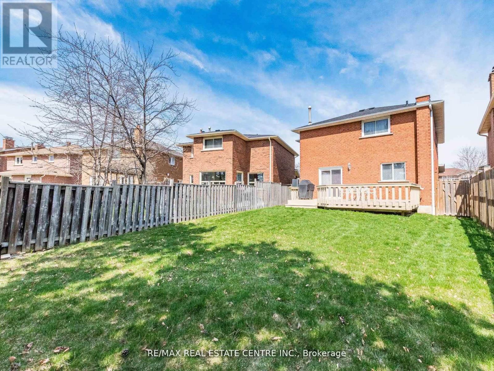 34 Inverary Drive, Brampton, Ontario  L6W 3Y5 - Photo 44 - W12181921