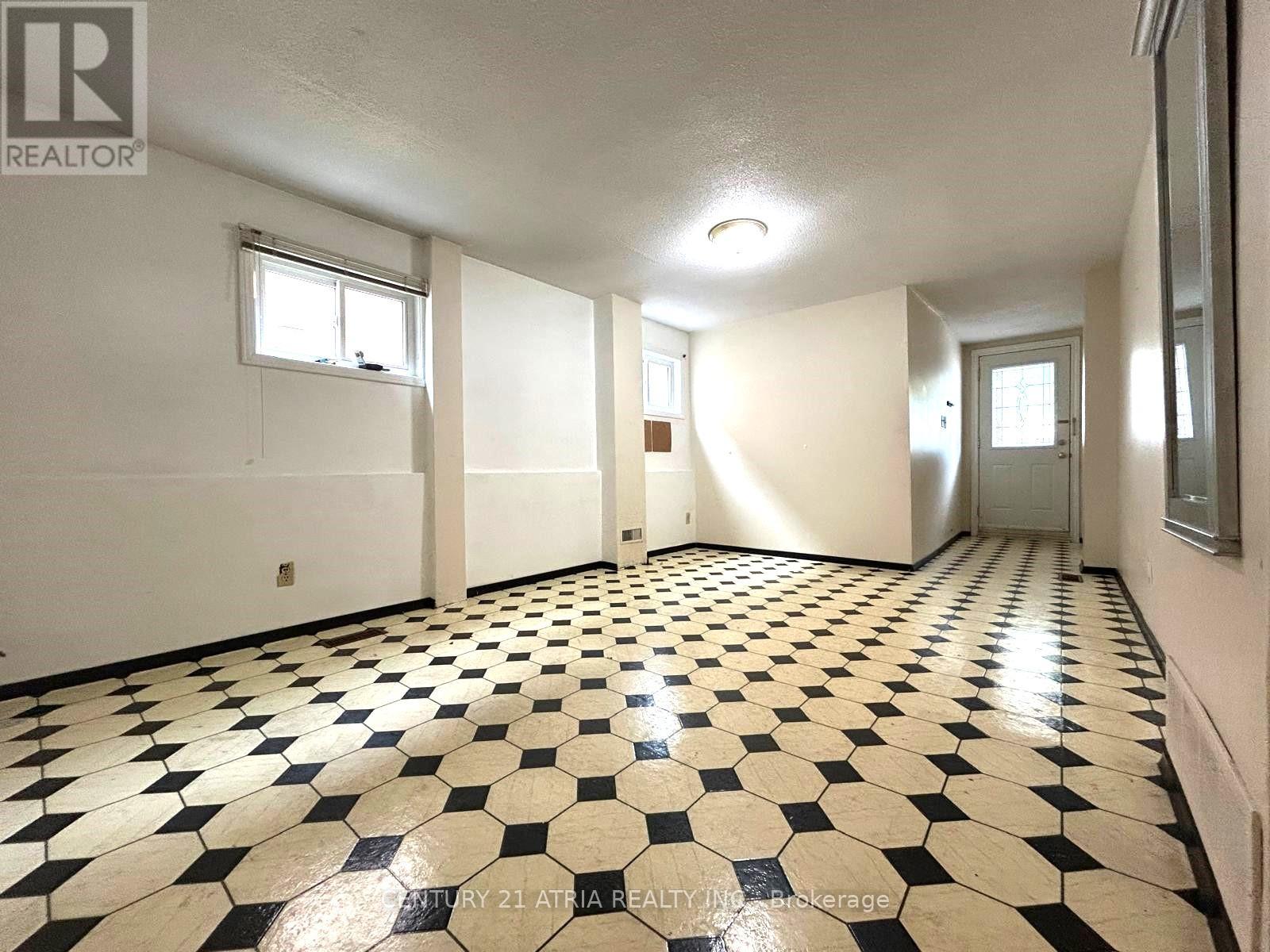 Main/lower - 3257 Lednier Terrace, Mississauga, Ontario  L4Y 3Z7 - Photo 10 - W12181930