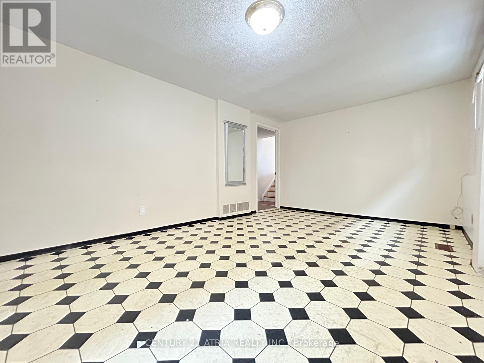 Main/lower - 3257 Lednier Terrace, Mississauga, Ontario  L4Y 3Z7 - Photo 9 - W12181930