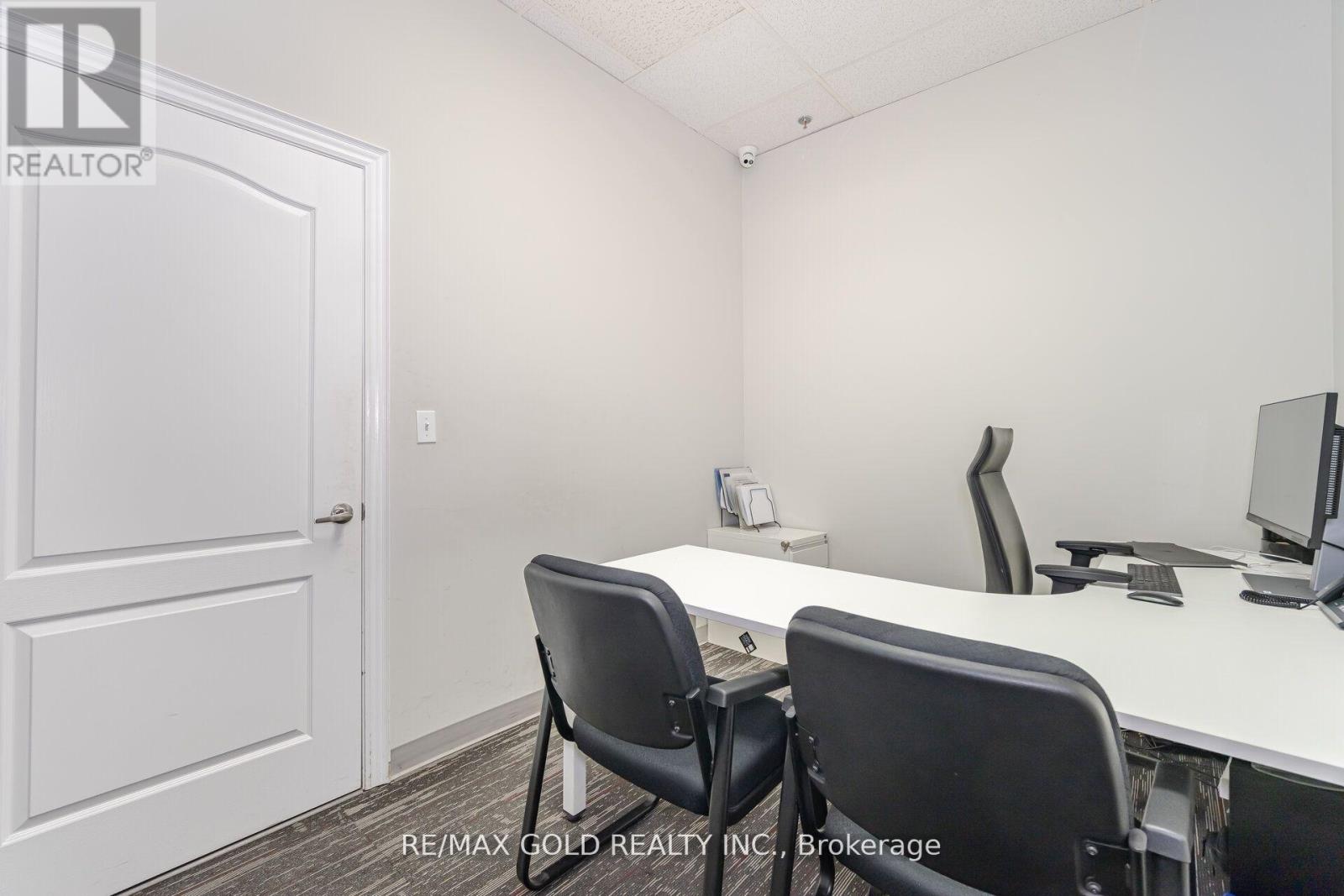 #26 - 2074 Steeles Avenue, Brampton, Ontario  L6T 5A5 - Photo 37 - W12181945