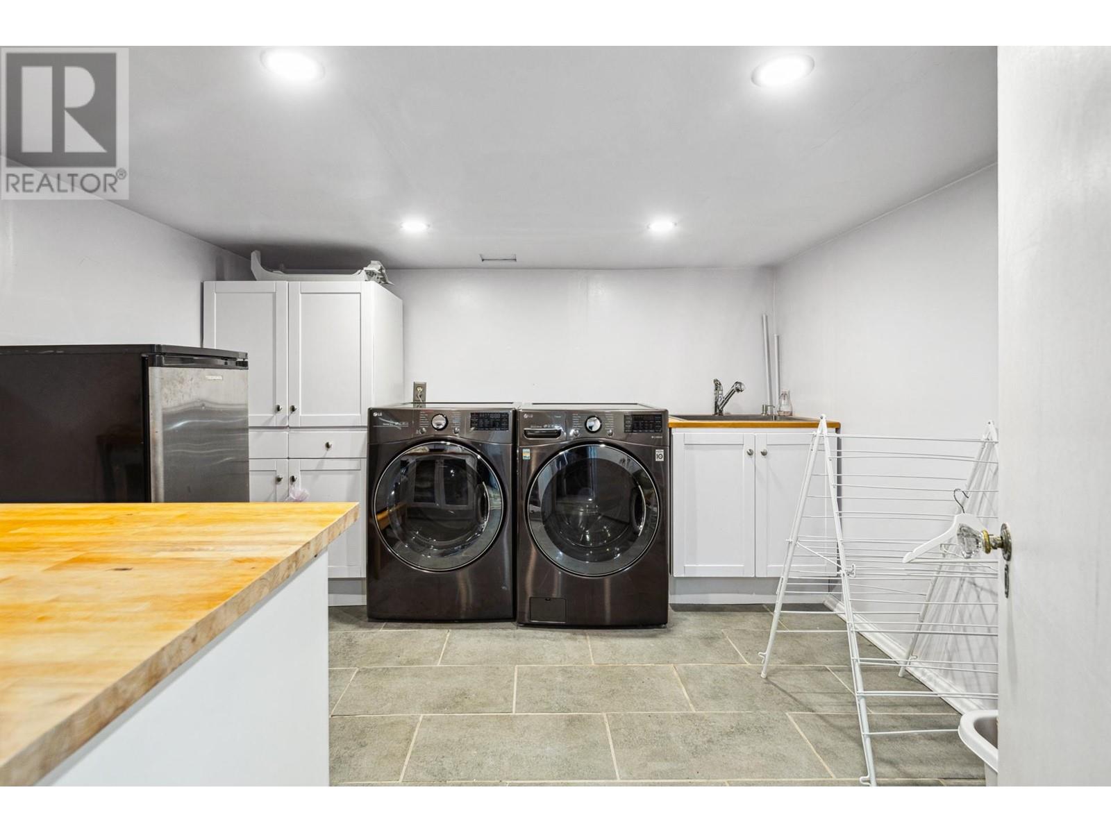 341 W 22nd Street, North Vancouver, British Columbia  V7M 2A3 - Photo 29 - R3008781
