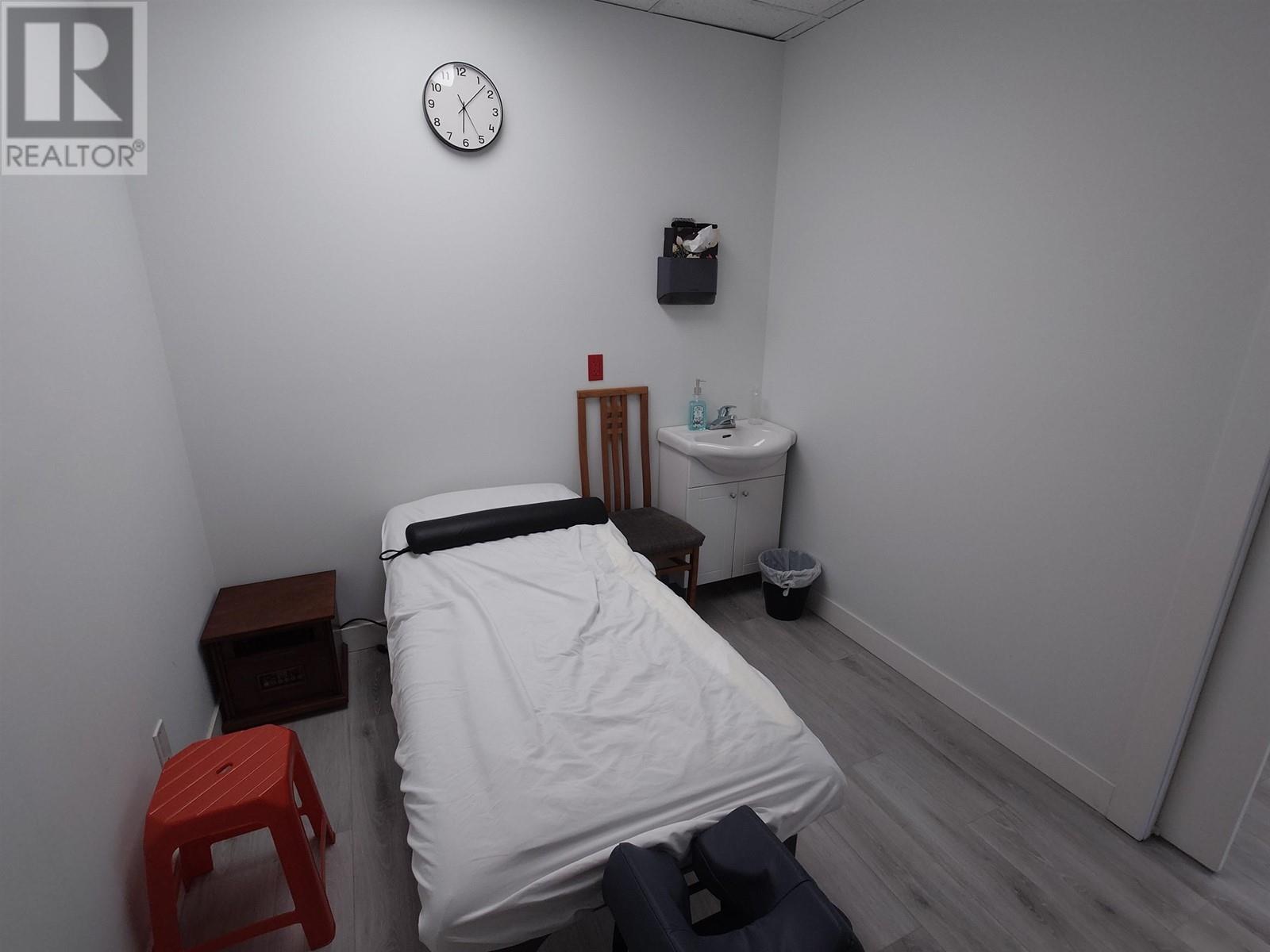 2487 Kingsway Way, Vancouver, British Columbia  V5R 5G8 - Photo 3 - C8069098