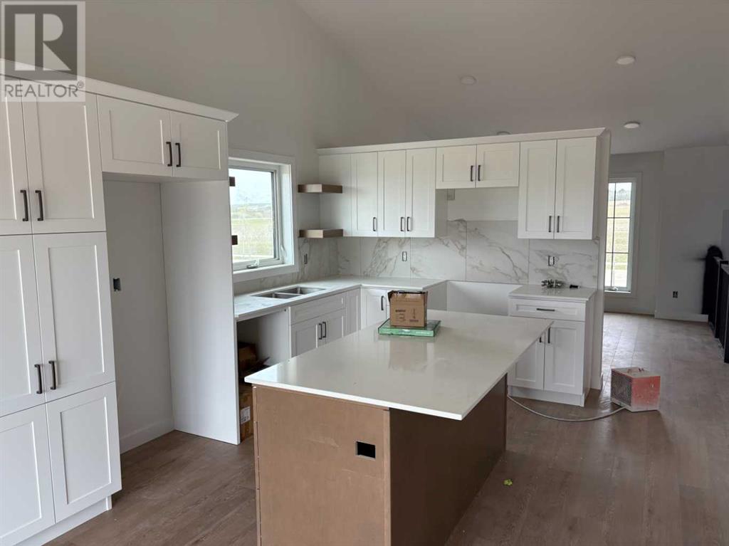 Property at 58 Tarzwell Avenue image 3