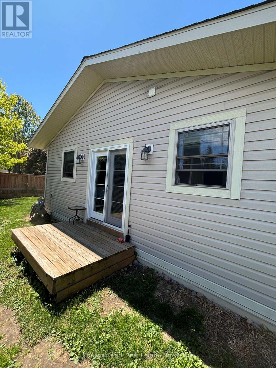 175 Crescent Drive, Gravenhurst, Ontario  P1P 1L4 - Photo 27 - X12181987
