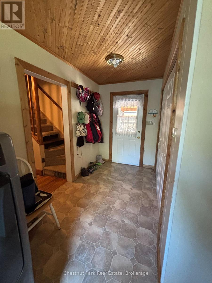 175 Crescent Drive, Gravenhurst, Ontario  P1P 1L4 - Photo 9 - X12181987