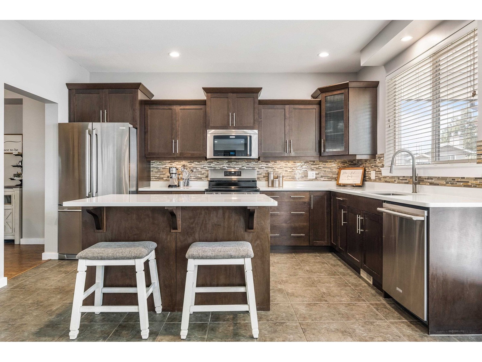 Property at 10011 KILLARNEY DRIVE image 2