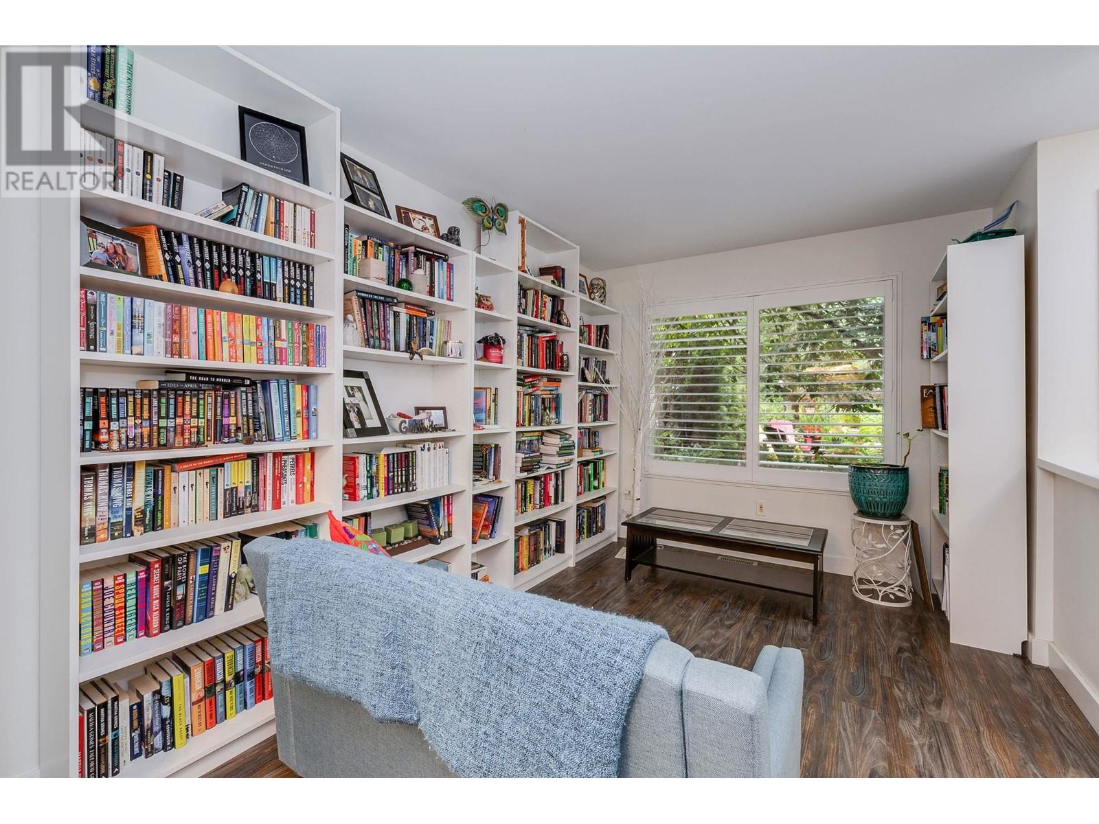 Property at 1206 CHELSEA AVENUE image 3