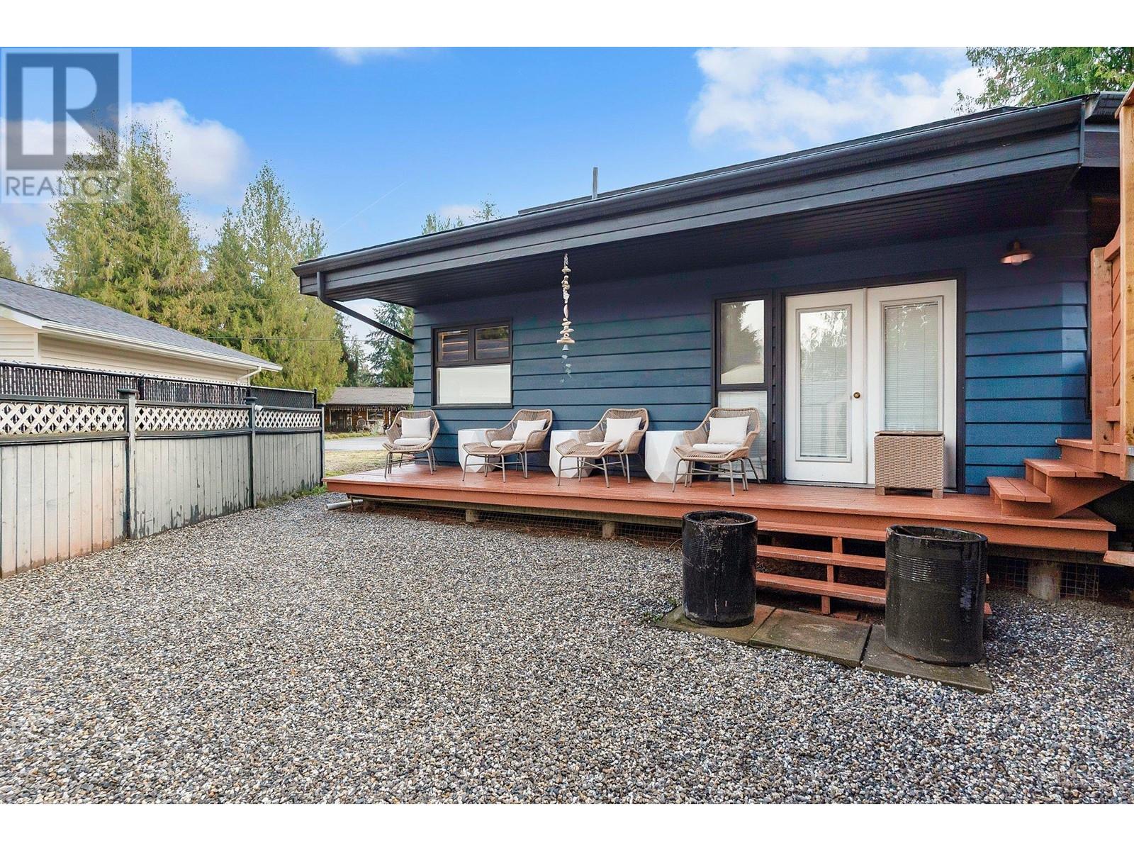 802 Yew Avenue, Sicamous, BC V0E2V0