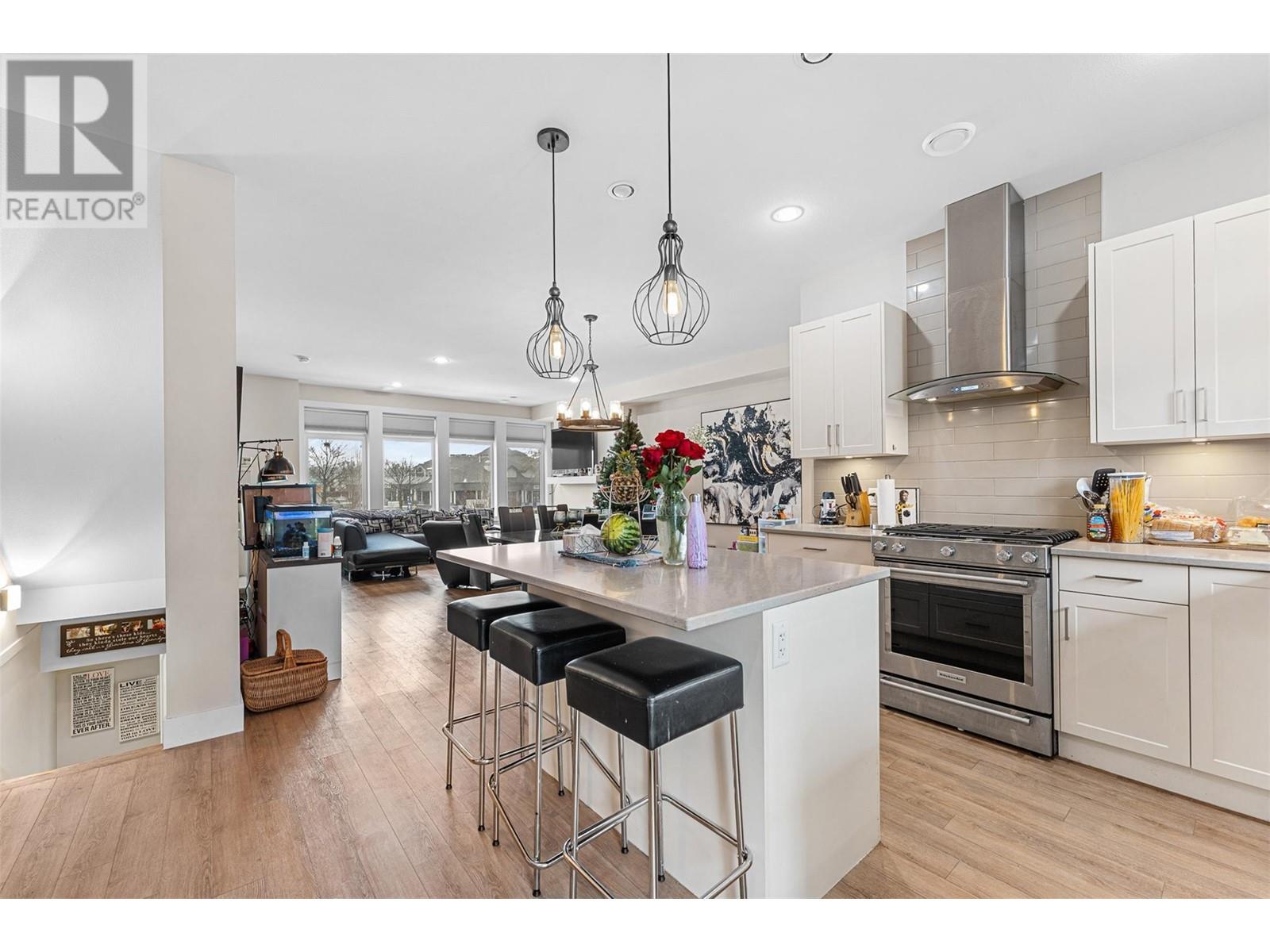 1102 Cameron Avenue Unit# 3, Kelowna, BC V1Y0B2