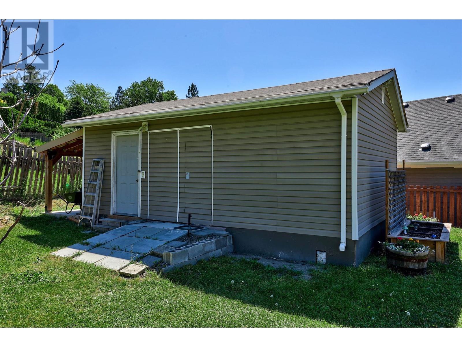 5678 NORLAND Drive, Kamloops, BC V2C5H9