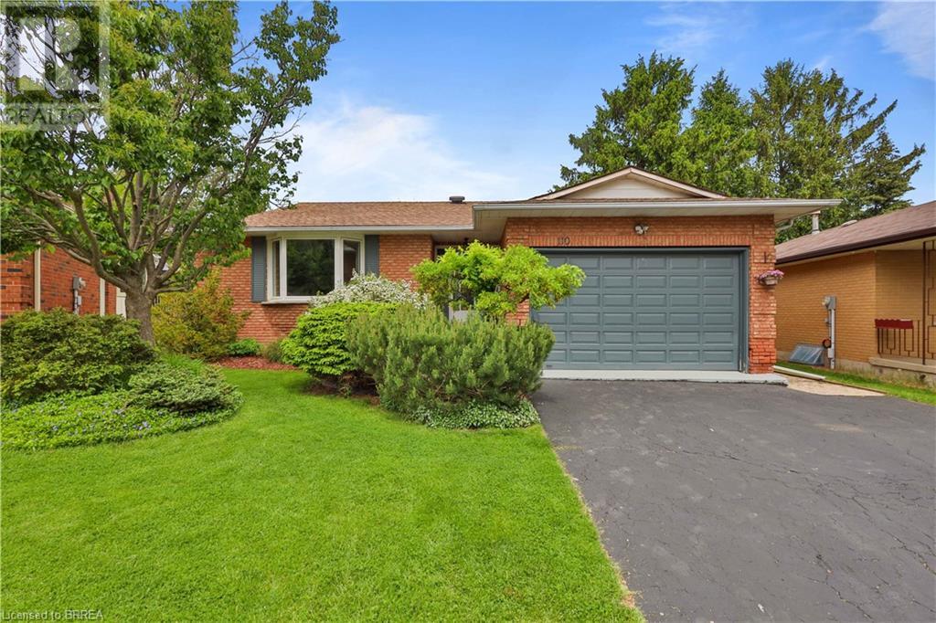 110 Albion Court, Kitchener, Ontario N2E 2N3 - Photo 1 - 40731286