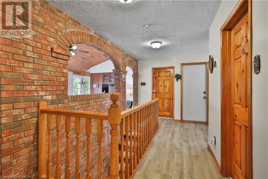 110 Albion Court, Kitchener, Ontario N2E 2N3 - Photo 4 - 40731286