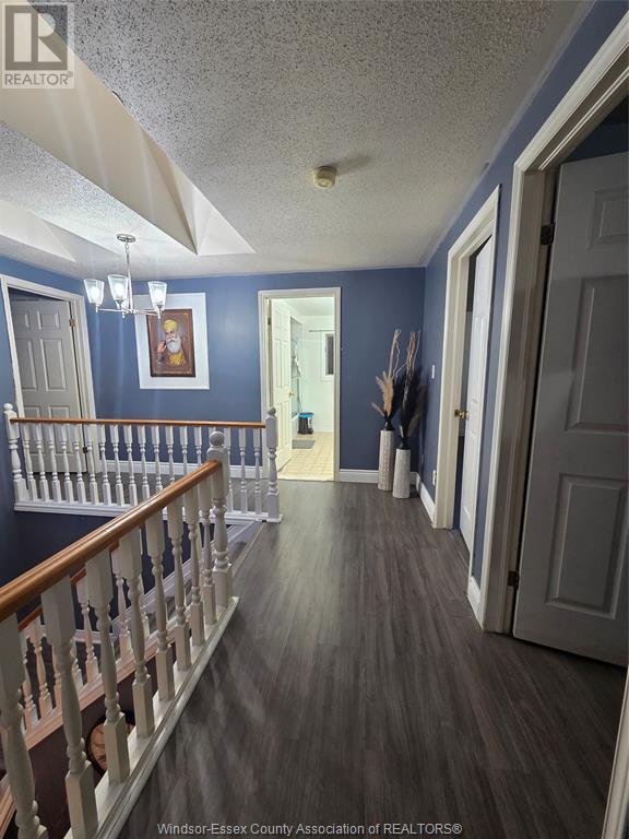 478 Flora, Windsor, Ontario  N8P 1G4 - Photo 5 - 25013493