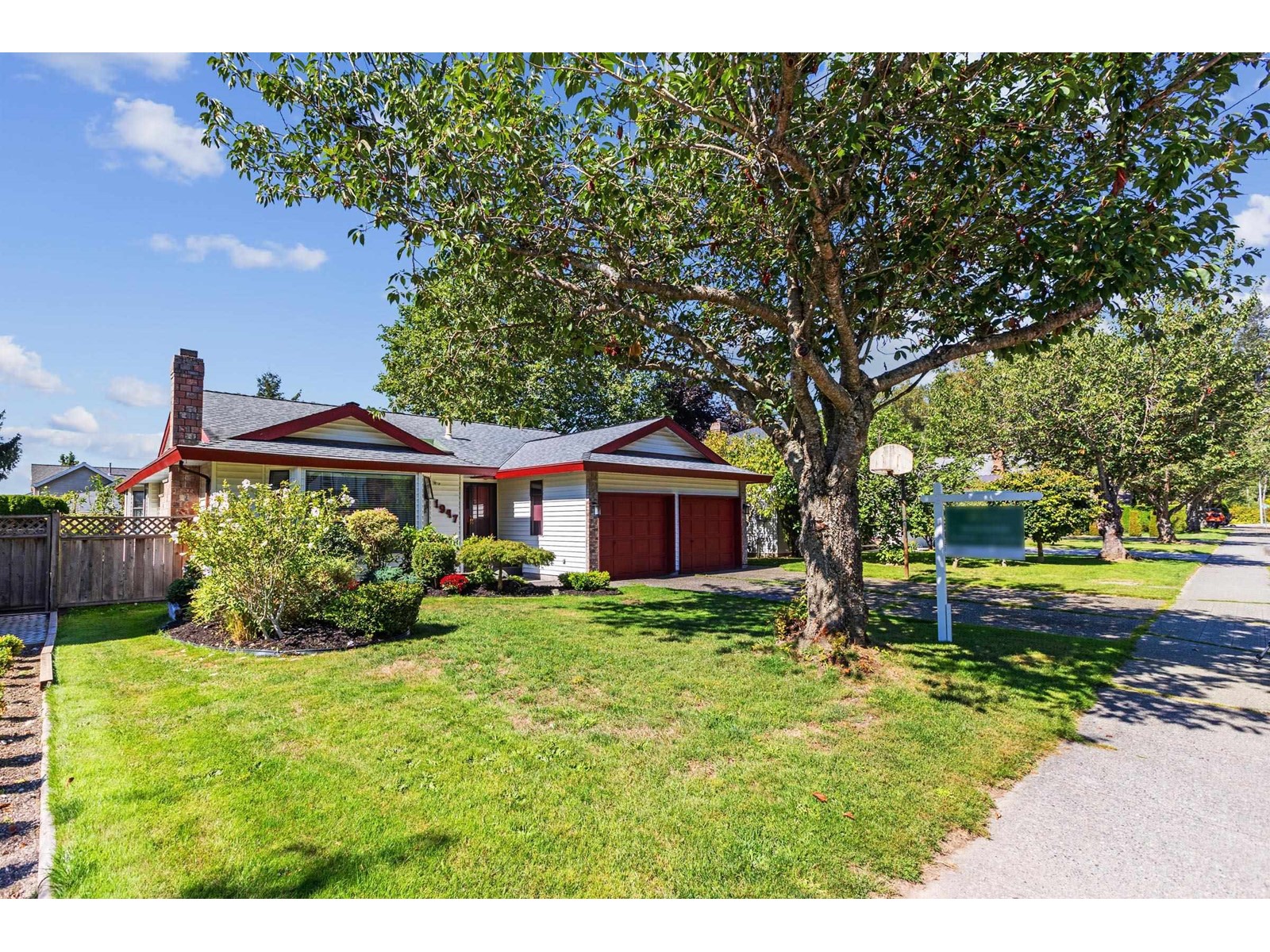 Property at 1947 144 STREET image 2
