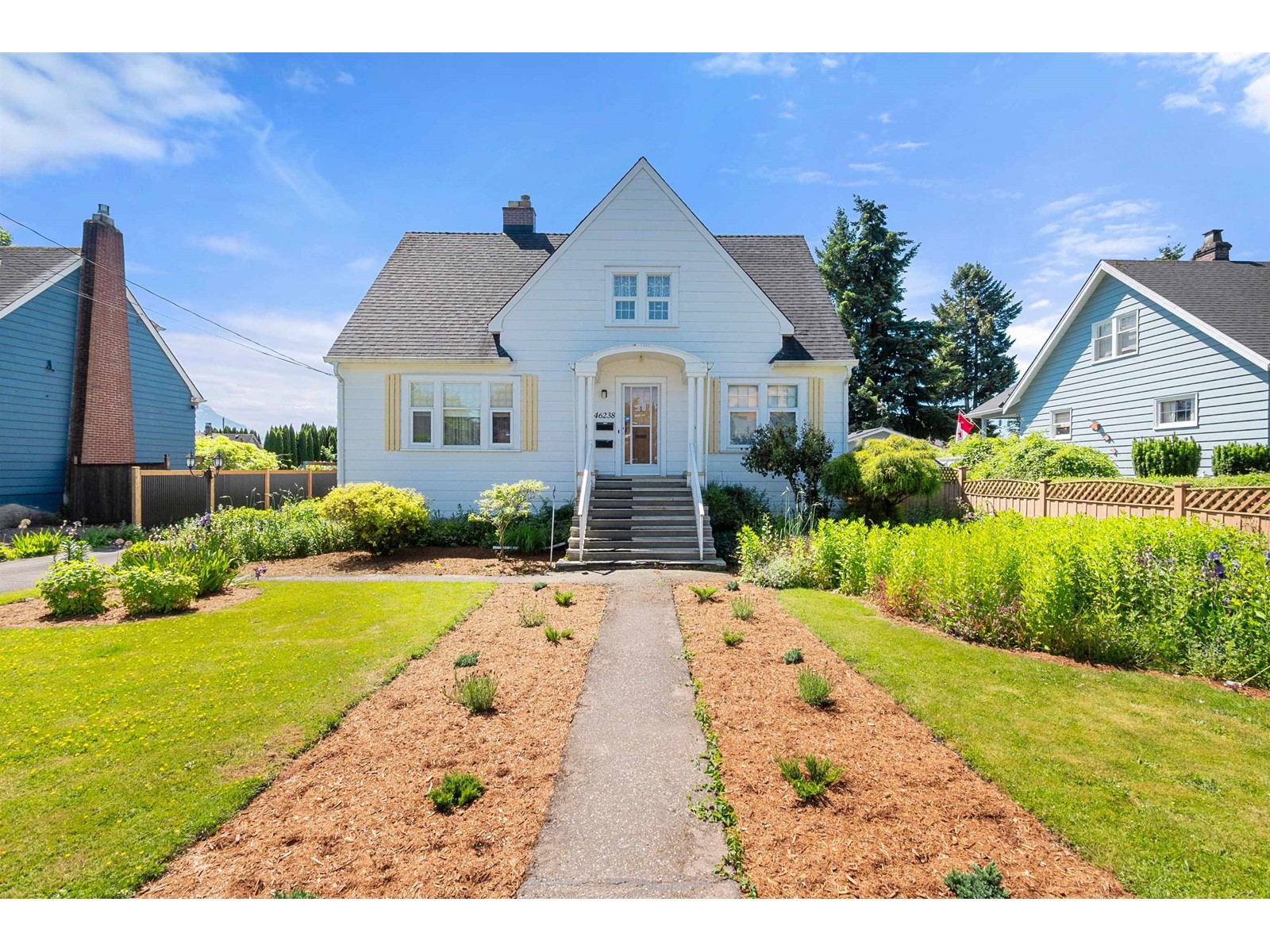 46238 Maple Avenue, Chilliwack Proper East, Chilliwack, British Columbia  V2P 2J4 - Photo 2 - R3008803