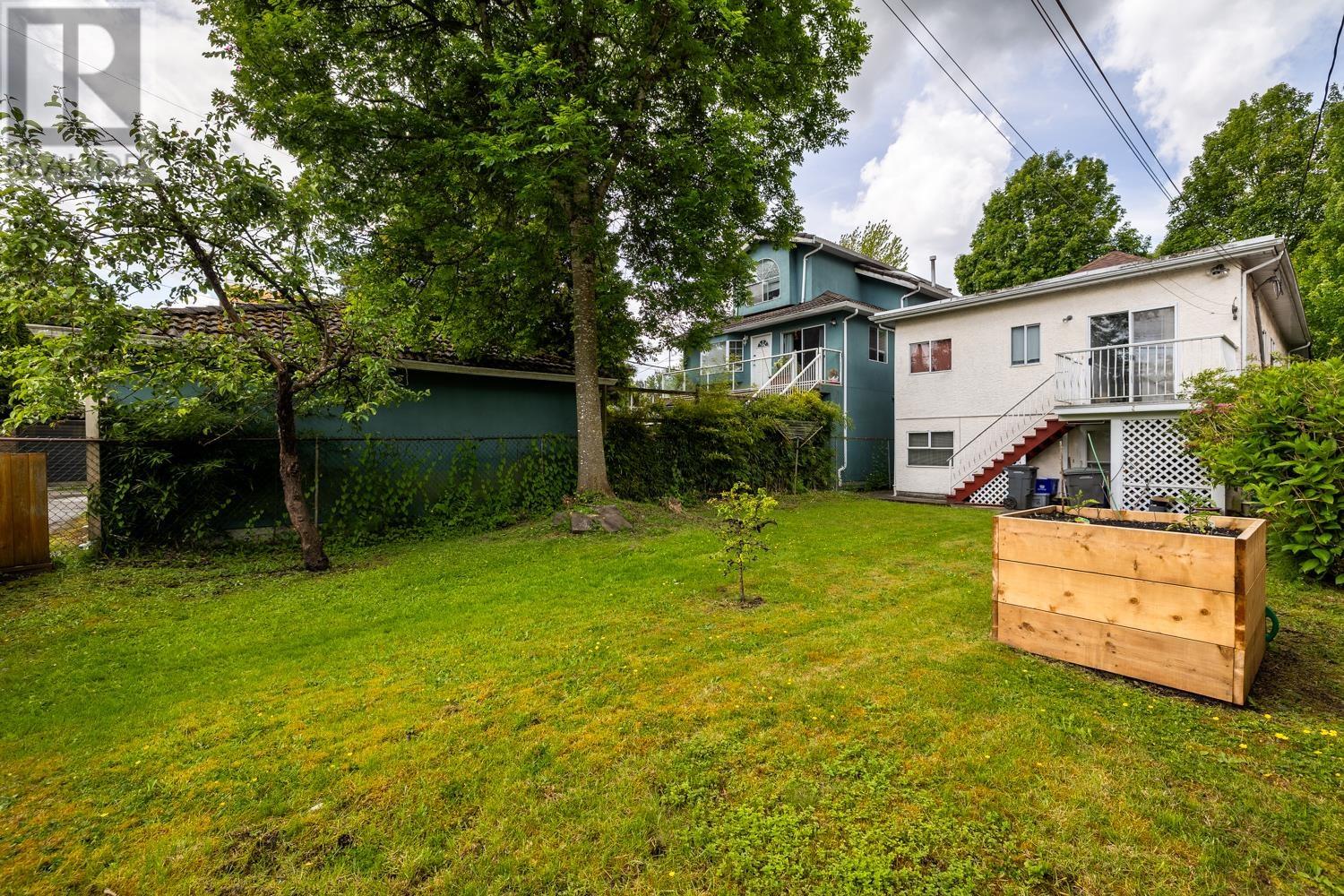4866 James Street, Vancouver, British Columbia  V5V 3J4 - Photo 7 - R3008530