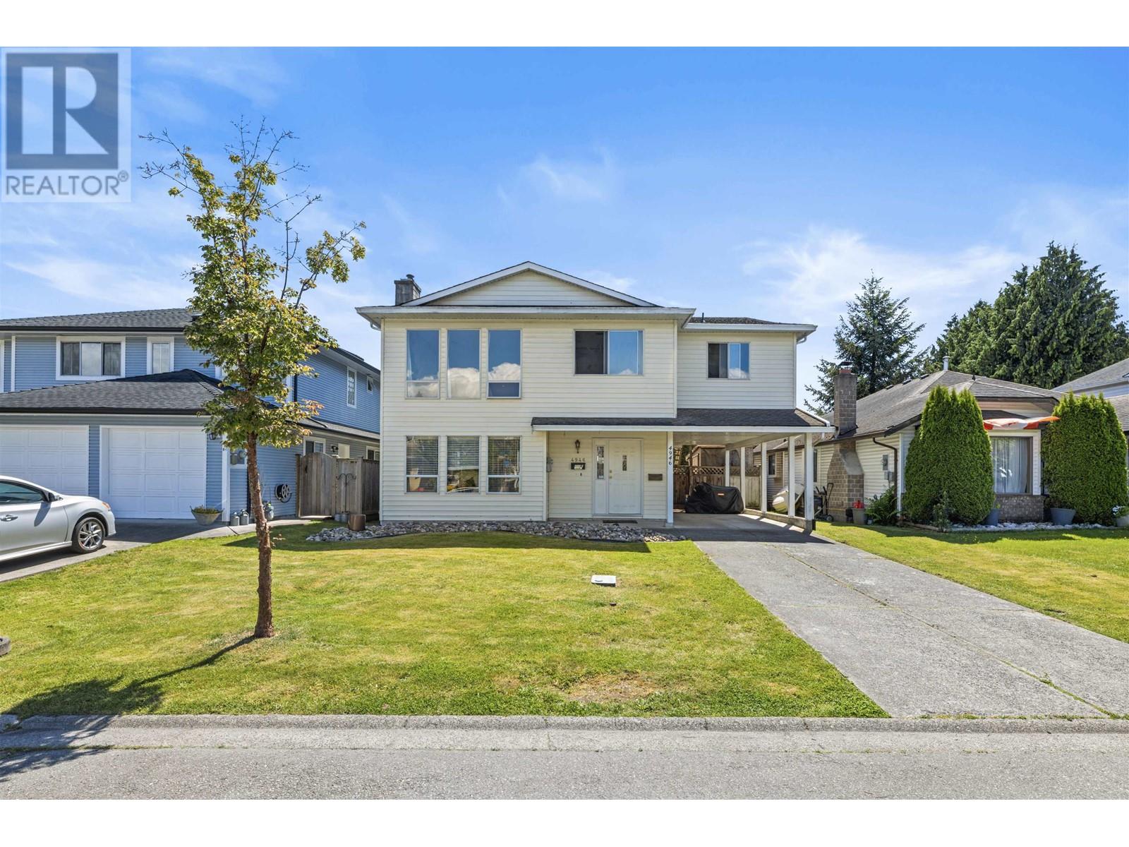 Property at 4946 44B AVENUE image 1