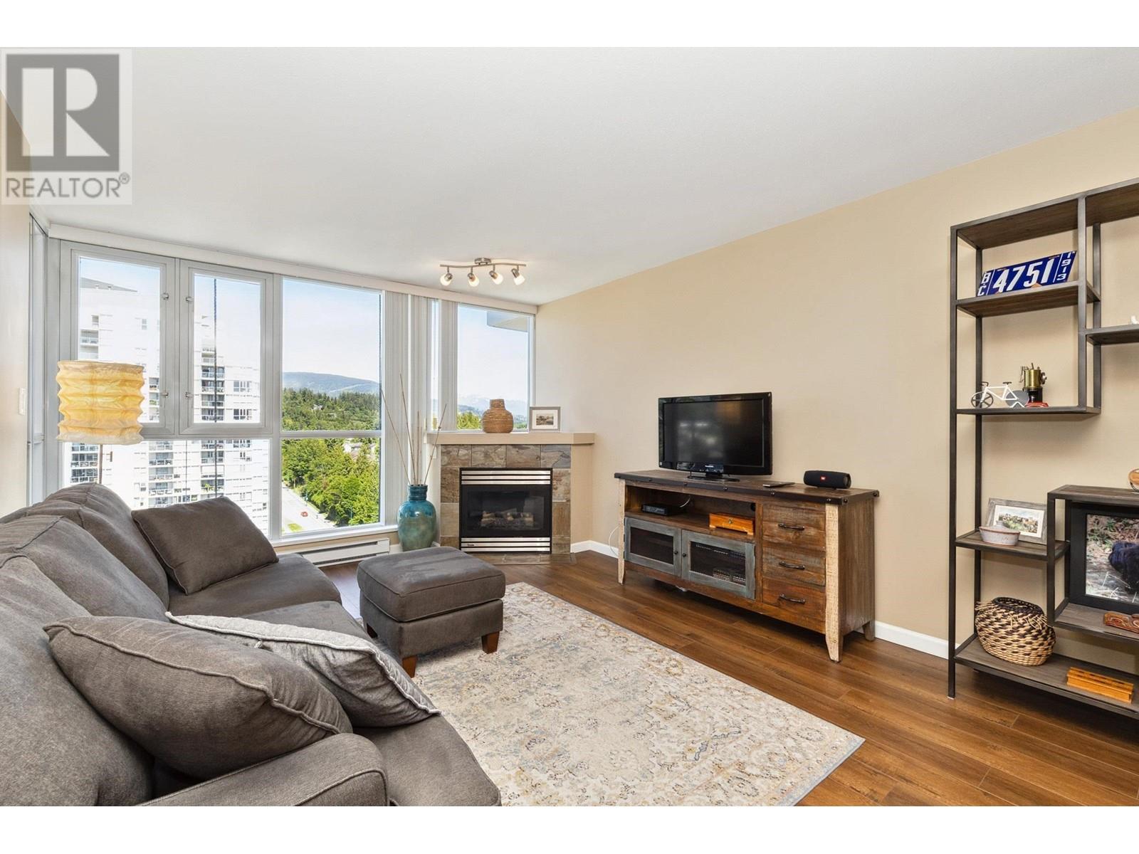 1706 235 Guildford Way, Port Moody, British Columbia  V3H 5L8 - Photo 2 - R3007823