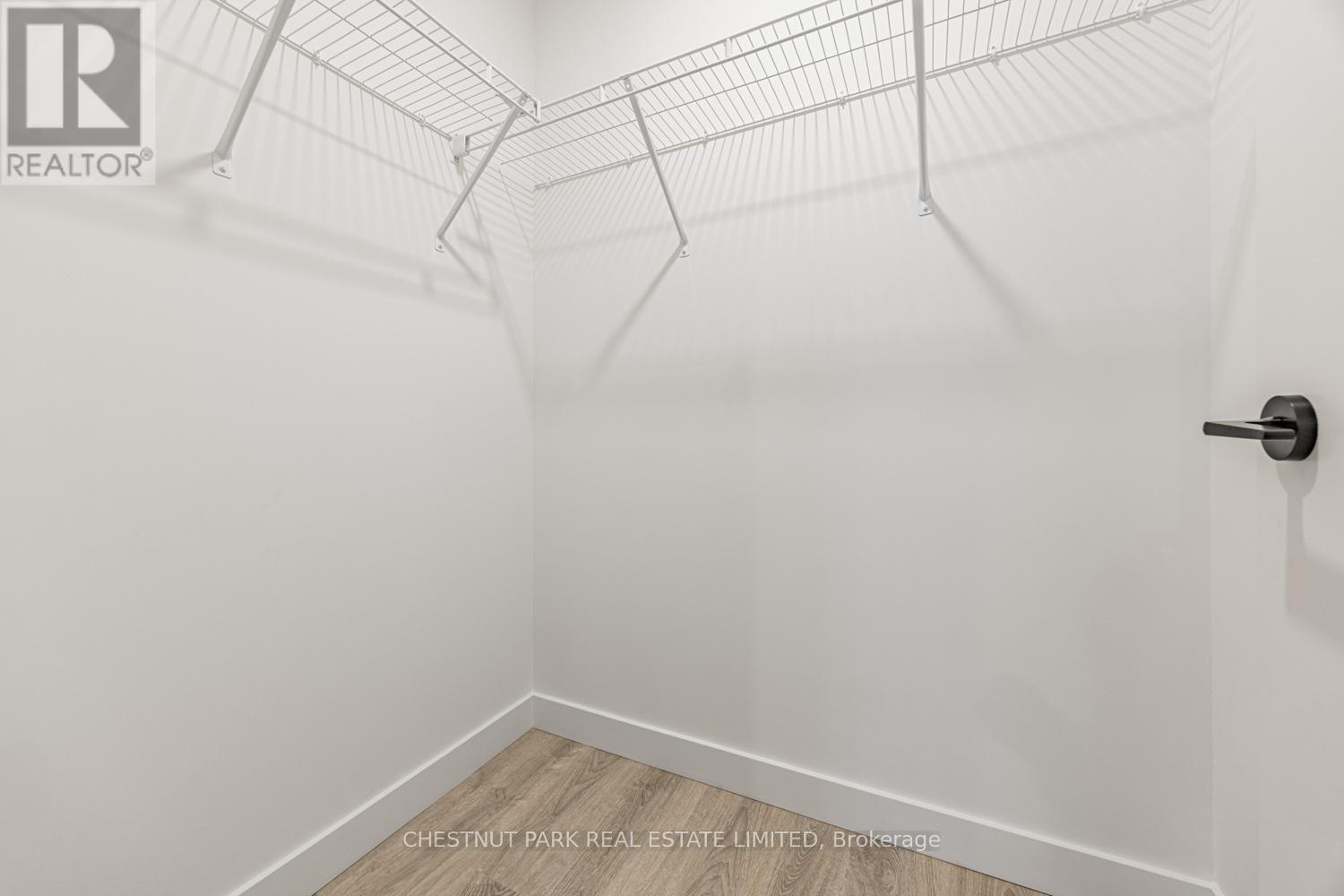 402 - 1050 Eastern Avenue, Toronto, Ontario  M4L 0B7 - Photo 11 - E12180879