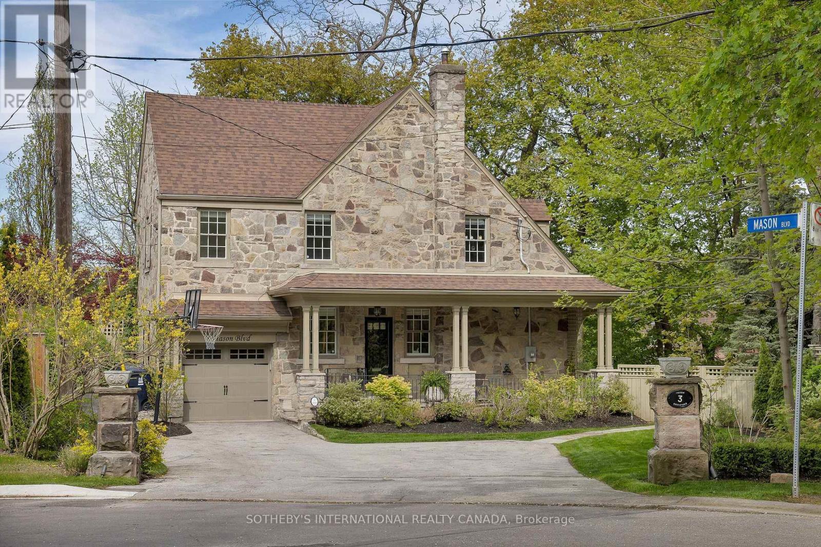 3 Mason Boulevard, Toronto, Ontario  M5M 3C6 - Photo 1 - C12182001
