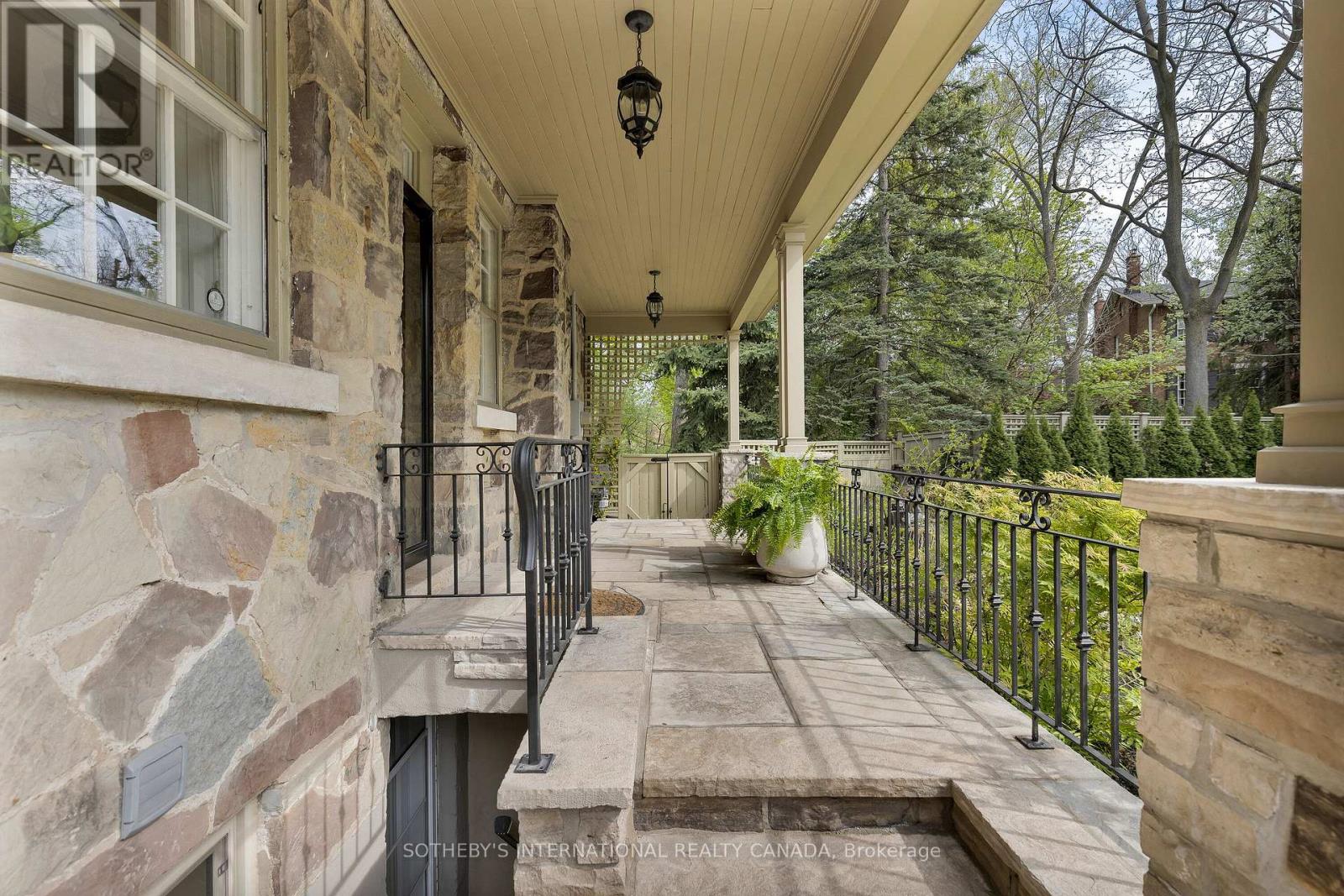 3 Mason Boulevard, Toronto, Ontario  M5M 3C6 - Photo 28 - C12182001