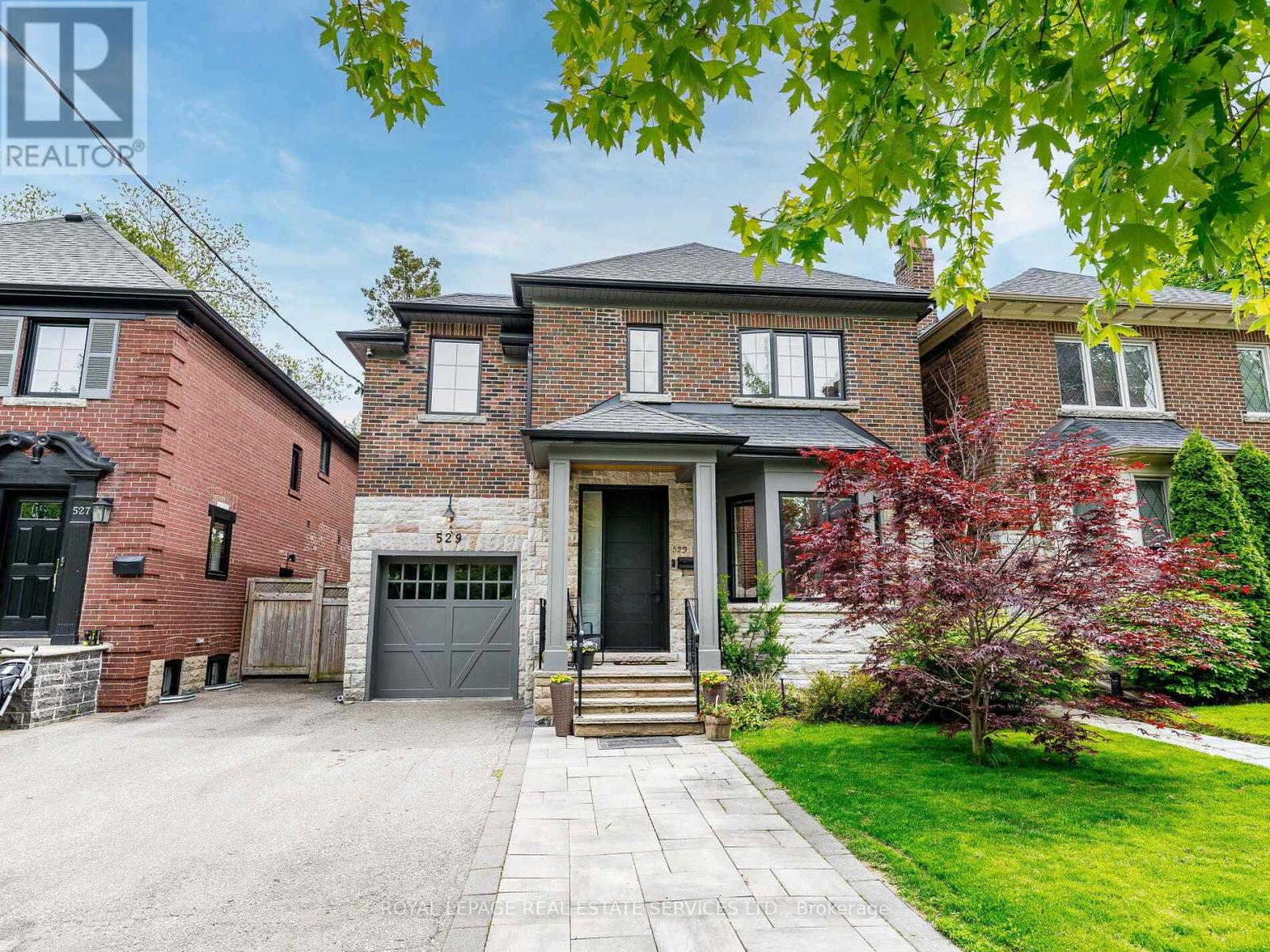 529 Briar Hill Avenue, Toronto, Ontario  M5N 1N1 - Photo 38 - C12182017