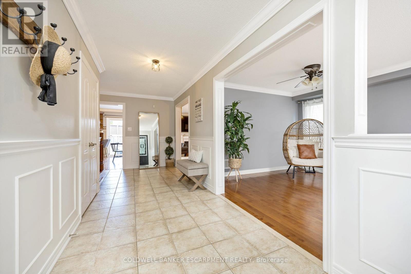 5 Tanners Drive, Halton Hills (Ac Acton), Ontario  L7J 3A2 - Photo 11 - W12099081