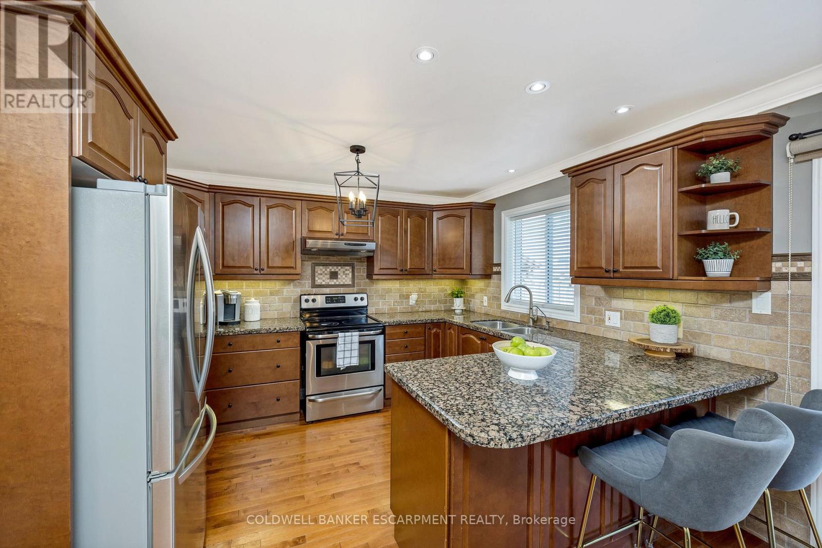 5 Tanners Drive, Halton Hills (Ac Acton), Ontario  L7J 3A2 - Photo 16 - W12099081