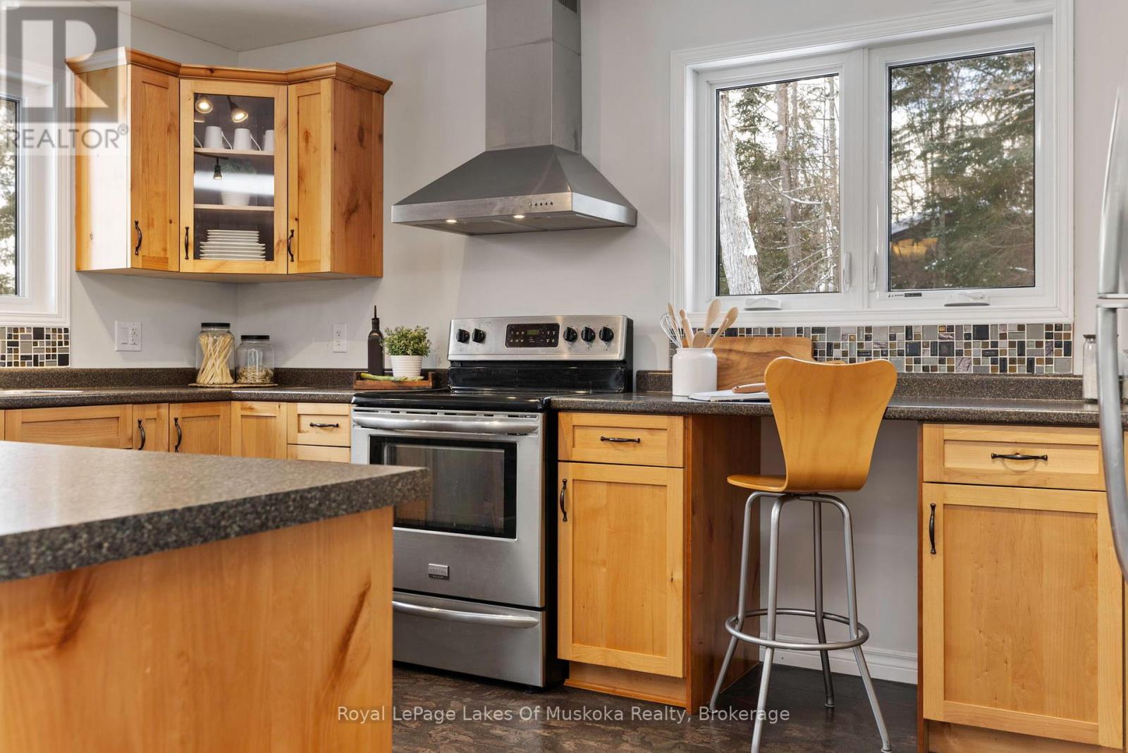 4441 Muskoka Rd 117 Road, Lake Of Bays, Ontario  P0B 1A0 - Photo 8 - X11965031