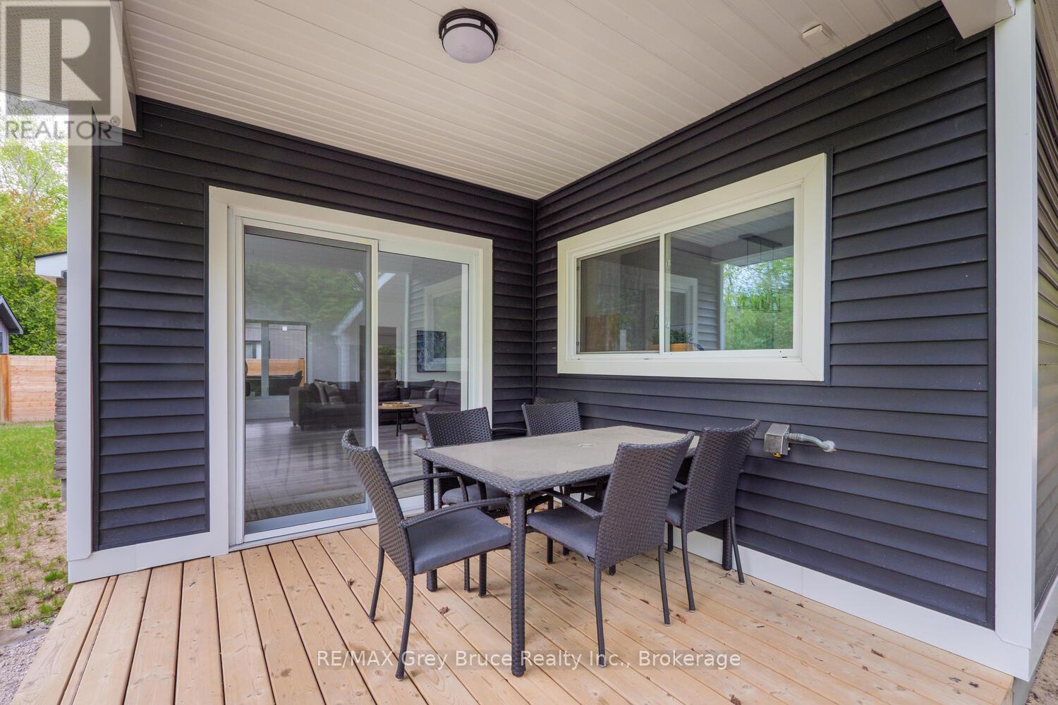 32 Southampton Parkway, South Bruce Peninsula, Ontario  N0H 2G0 - Photo 40 - X11967389