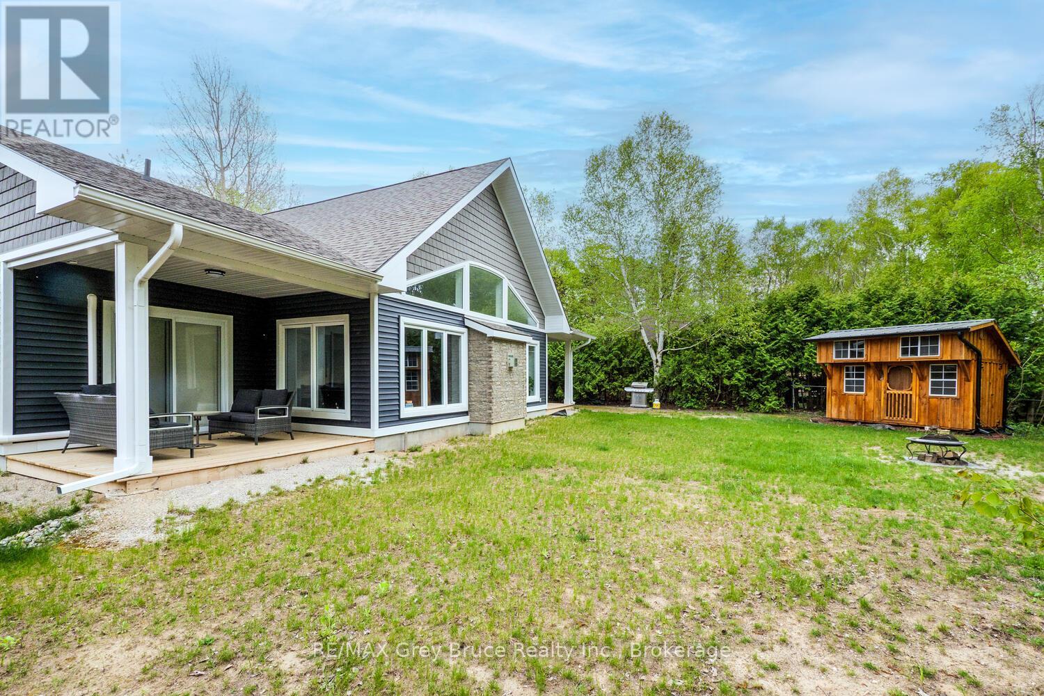 32 Southampton Parkway, South Bruce Peninsula, Ontario  N0H 2G0 - Photo 36 - X11967389