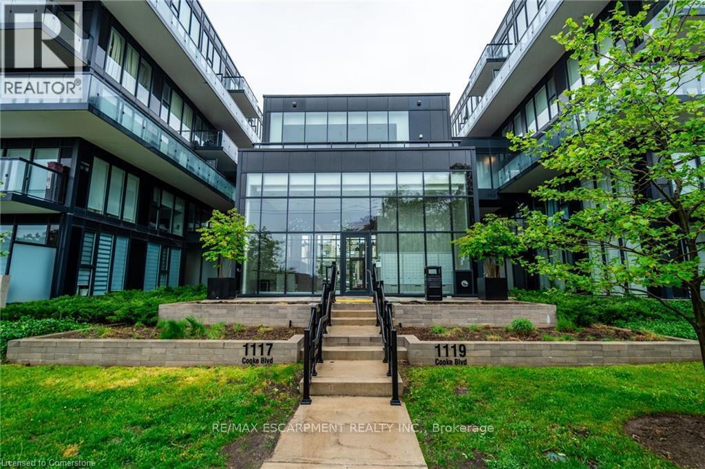 B223 - 1119 Cooke Boulevard, Burlington, Ontario  L7T 0C7 - Photo 2 - W12170114