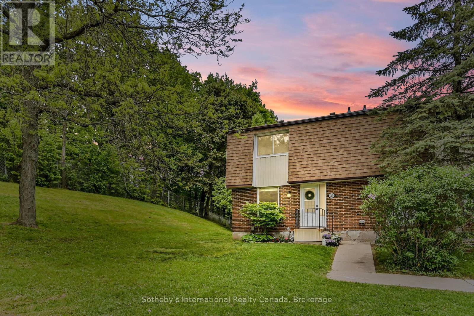 217 Kingham Road, Halton Hills, Ontario  L7J 2T3 - Photo 1 - W12182106