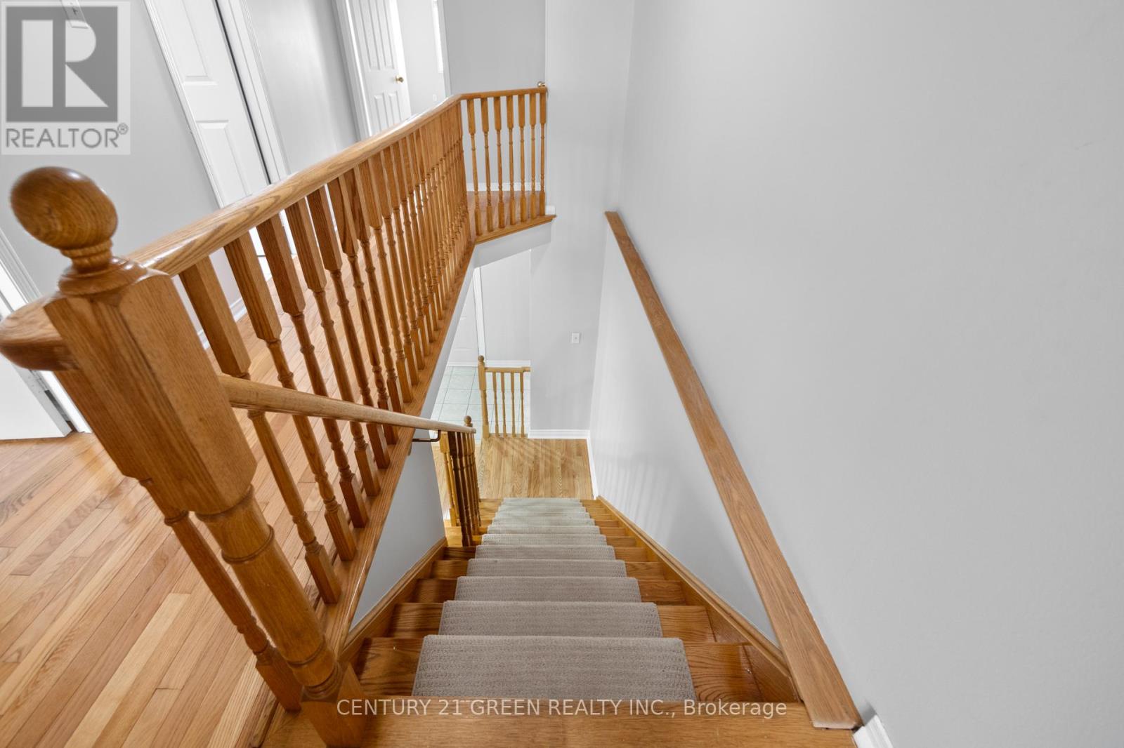 32 Dills Crescent, Milton (De Dempsey), Ontario  L9T 5P9 - Photo 21 - W12180846