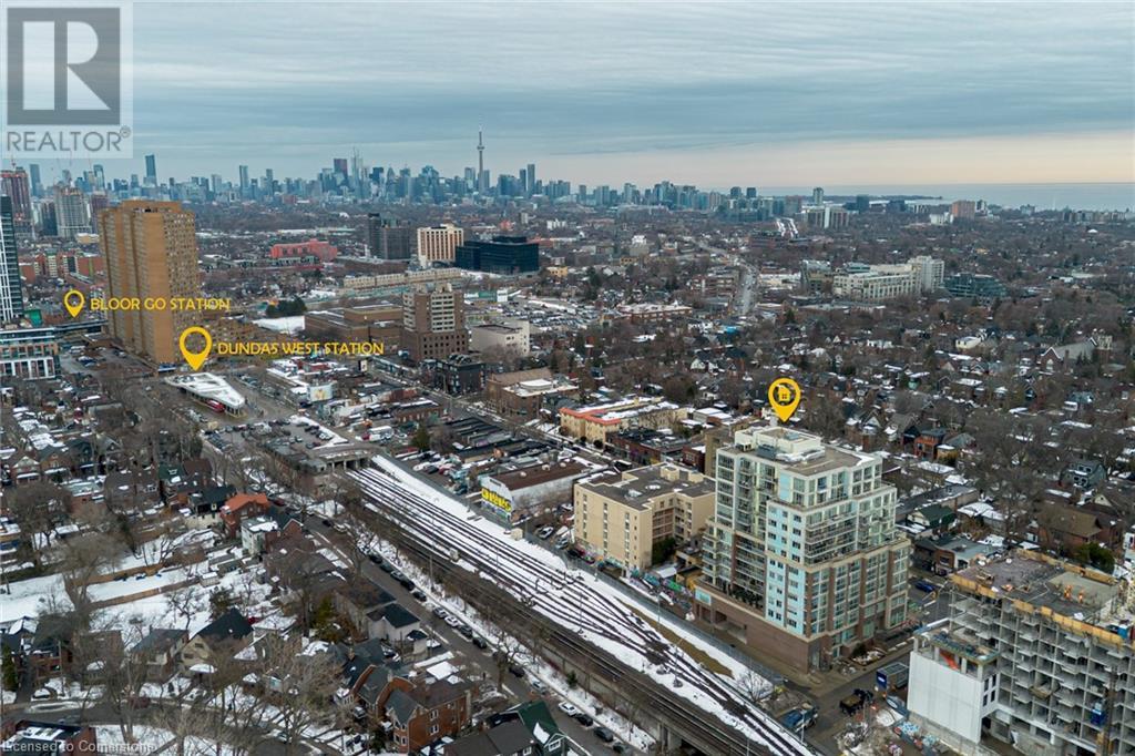 1638 Bloor Street W Unit# 709, Toronto, Ontario  M6P 1A7 - Photo 2 - 40734596