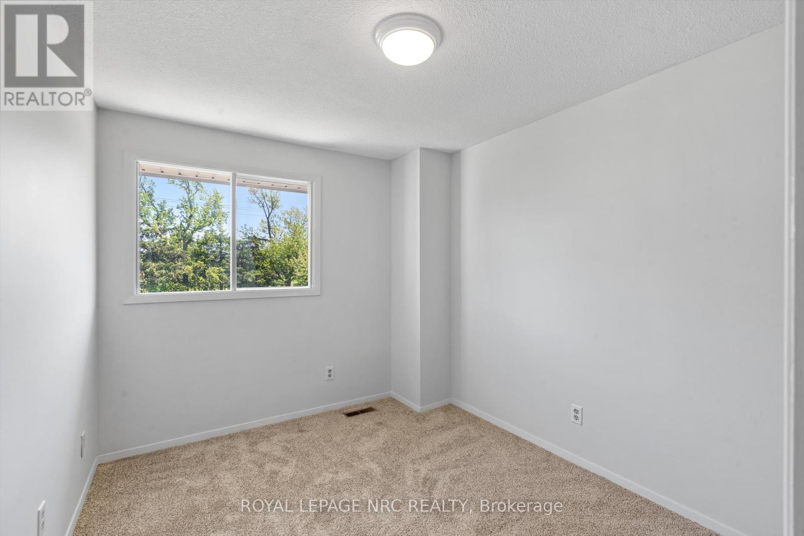 14 - 185 Denistoun Street, Welland, Ontario  L3C 6J6 - Photo 26 - X12182109