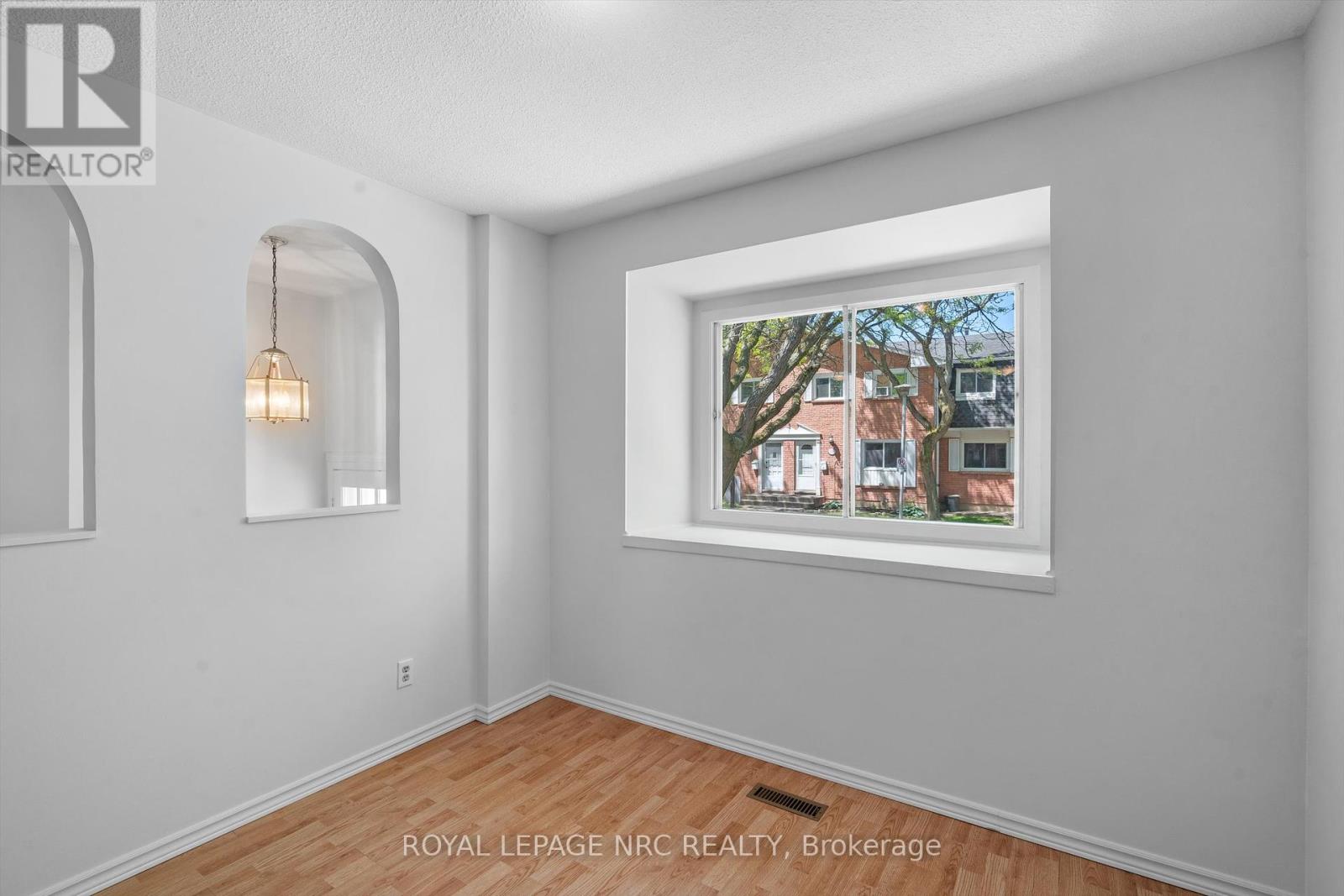 14 - 185 Denistoun Street, Welland, Ontario  L3C 6J6 - Photo 8 - X12182109