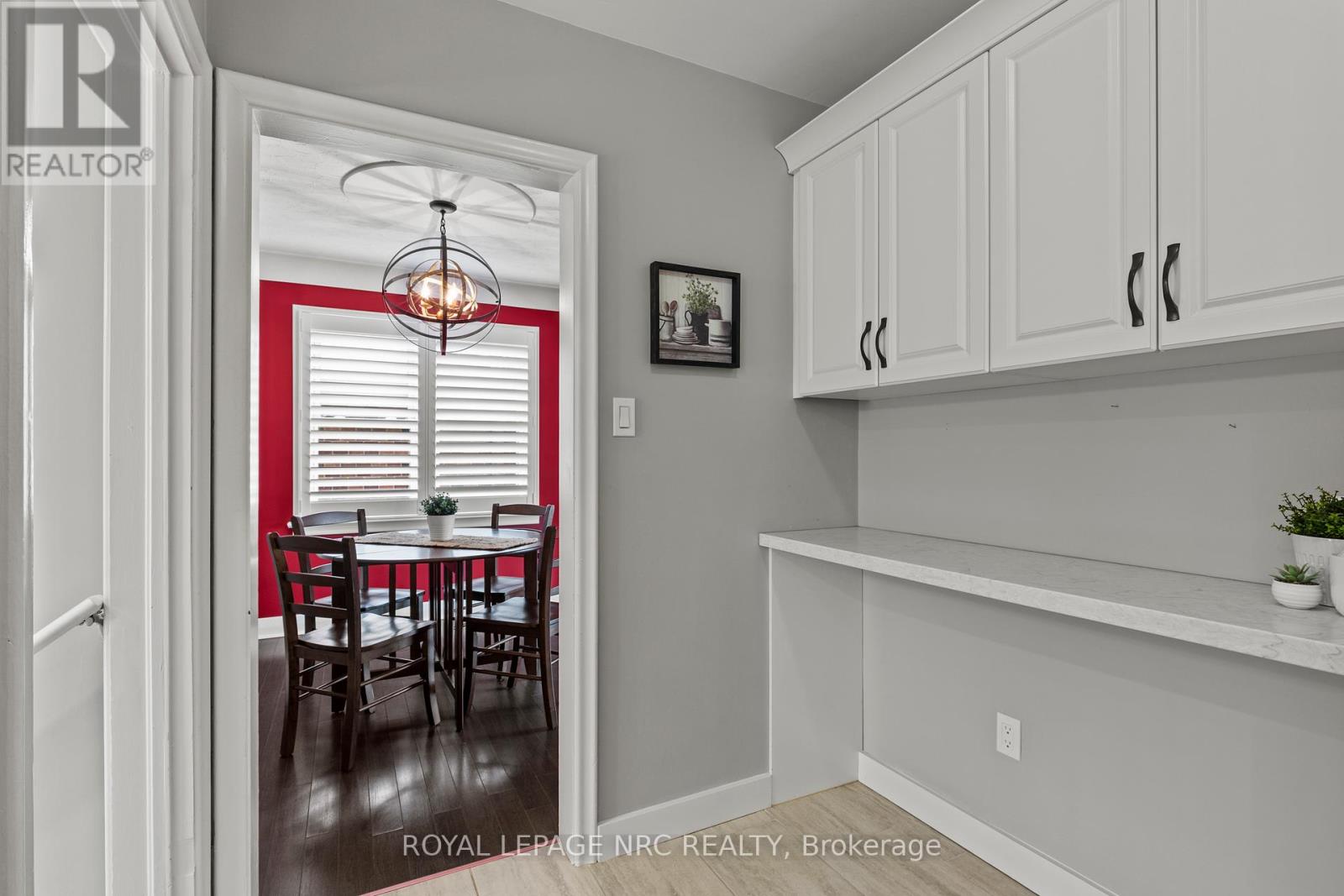 10 Whiteoak Drive, St. Catharines, Ontario  L2M 3B4 - Photo 11 - X12182145