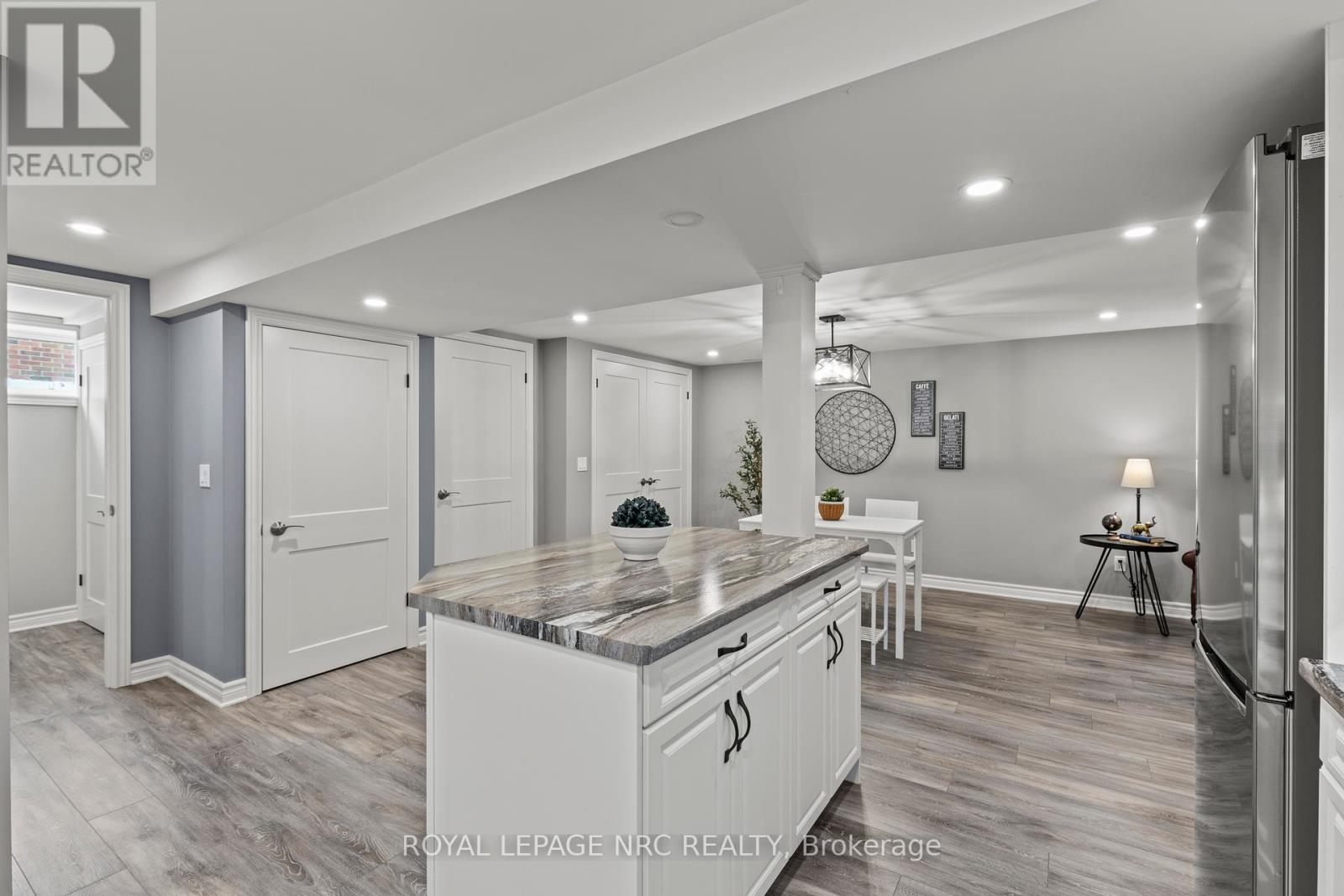 10 Whiteoak Drive, St. Catharines, Ontario  L2M 3B4 - Photo 24 - X12182145