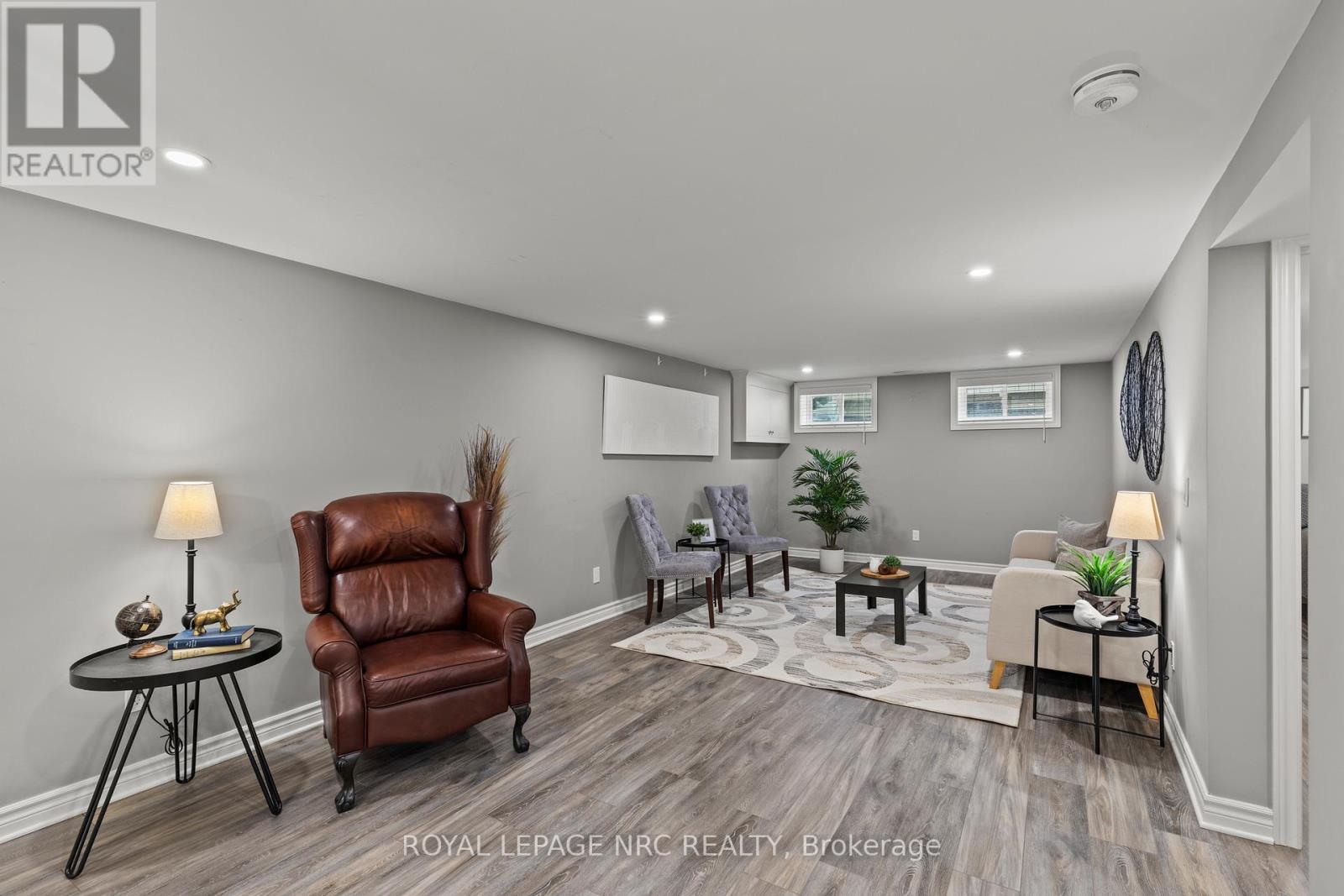 10 Whiteoak Drive, St. Catharines, Ontario  L2M 3B4 - Photo 26 - X12182145