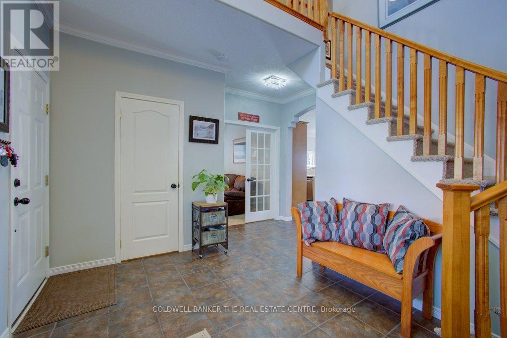 Property at 80 ARMEDA CLOW CRESCENT image 3