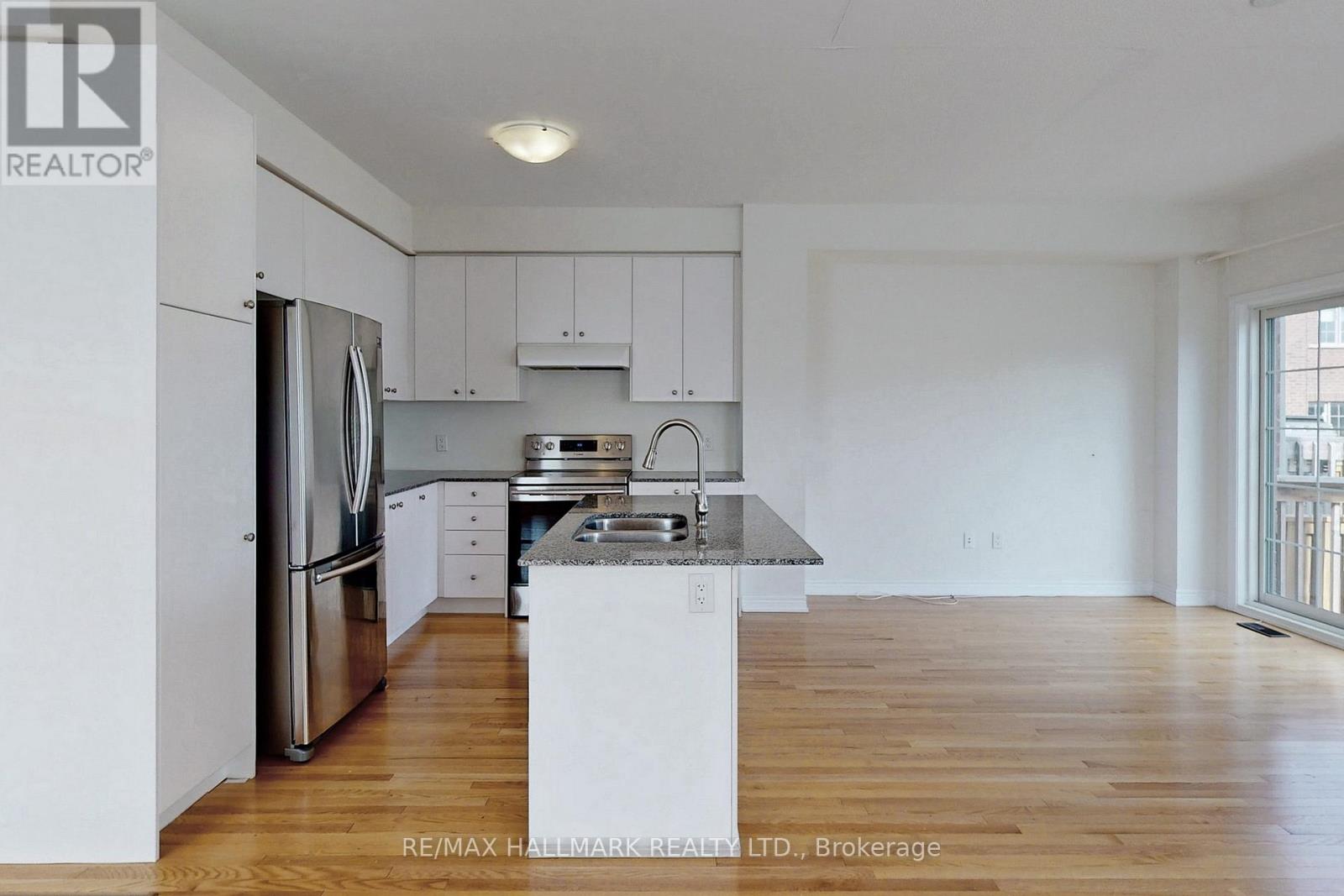 1 Bellflower Lane, Richmond Hill, Ontario  L4E 1E7 - Photo 10 - N12181996