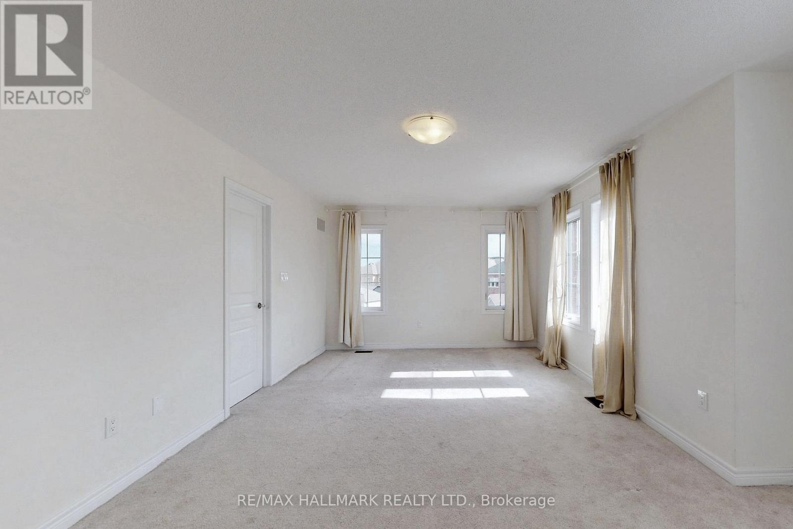 1 Bellflower Lane, Richmond Hill, Ontario  L4E 1E7 - Photo 28 - N12181996