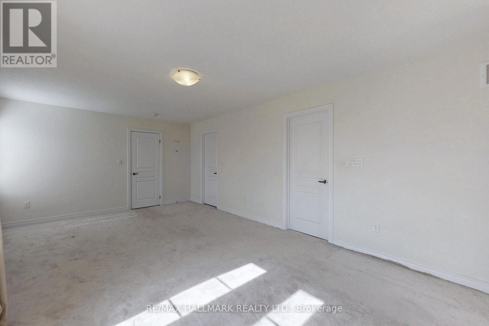 1 Bellflower Lane, Richmond Hill, Ontario  L4E 1E7 - Photo 29 - N12181996