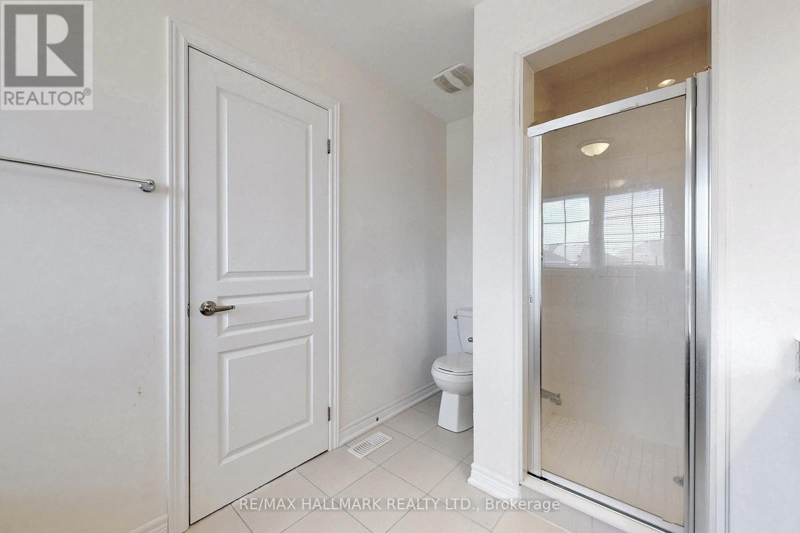 1 Bellflower Lane, Richmond Hill, Ontario  L4E 1E7 - Photo 33 - N12181996