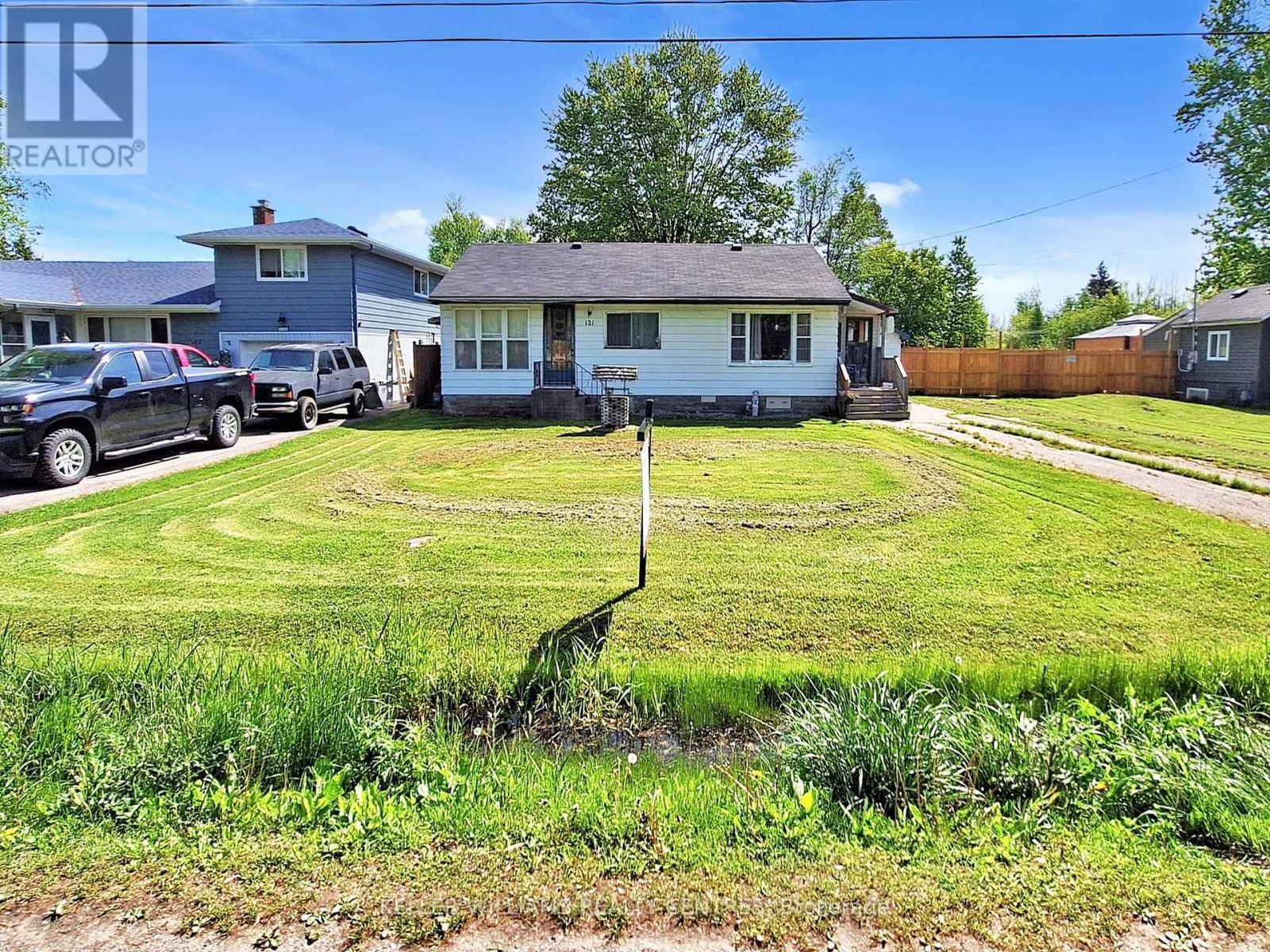 121 SUNKIST ROAD, Georgina, Ontario