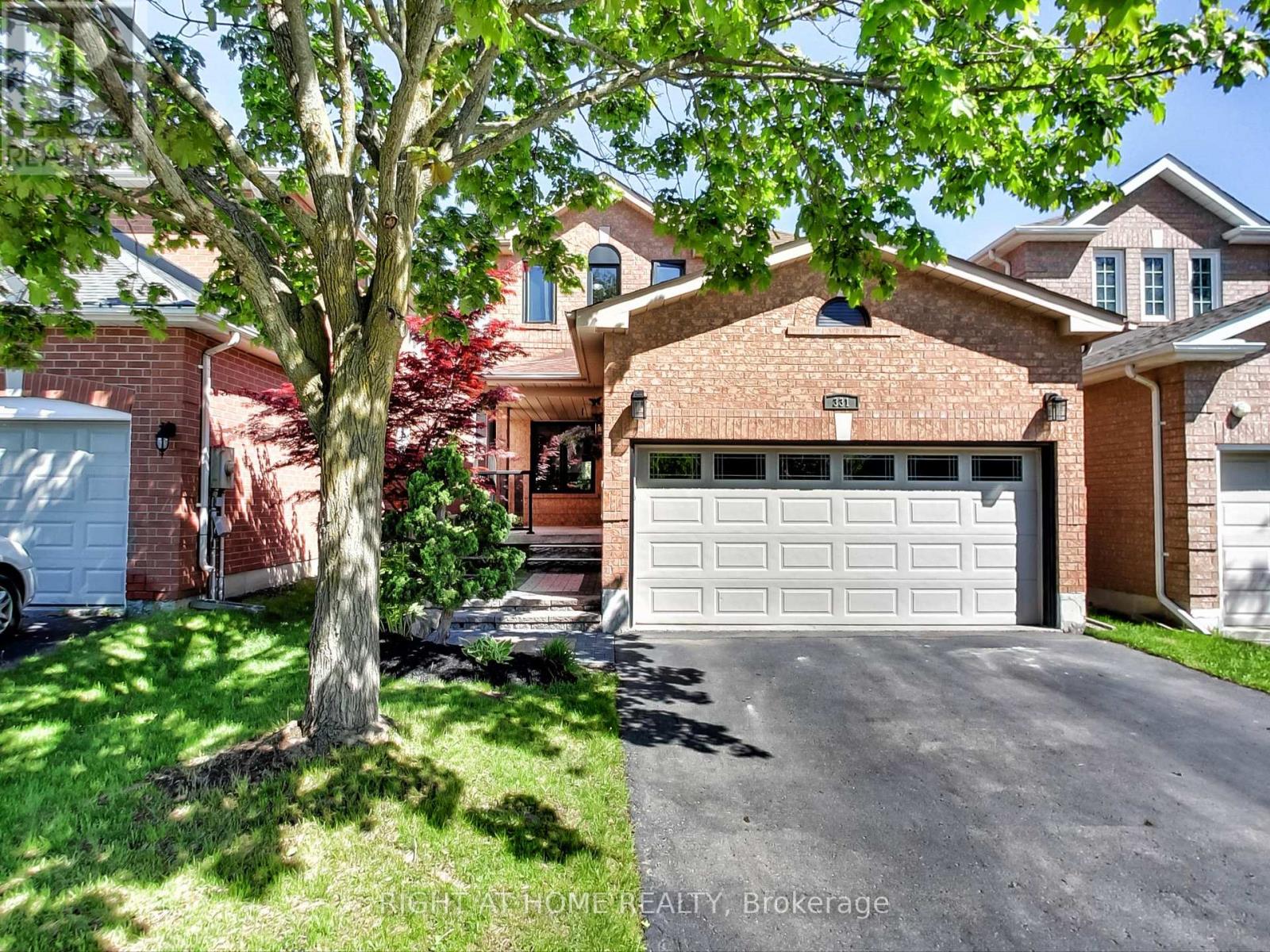 331 Austin Paul Drive, Newmarket, Ontario  L3X 2C2 - Photo 1 - N12182060