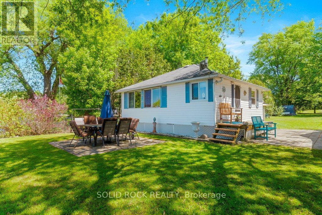 124 Bay Lane, Edwardsburgh/cardinal, Ontario  K0E 1E0 - Photo 11 - X12182147