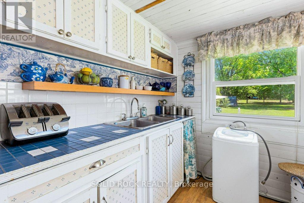 124 Bay Lane, Edwardsburgh/cardinal, Ontario  K0E 1E0 - Photo 19 - X12182147